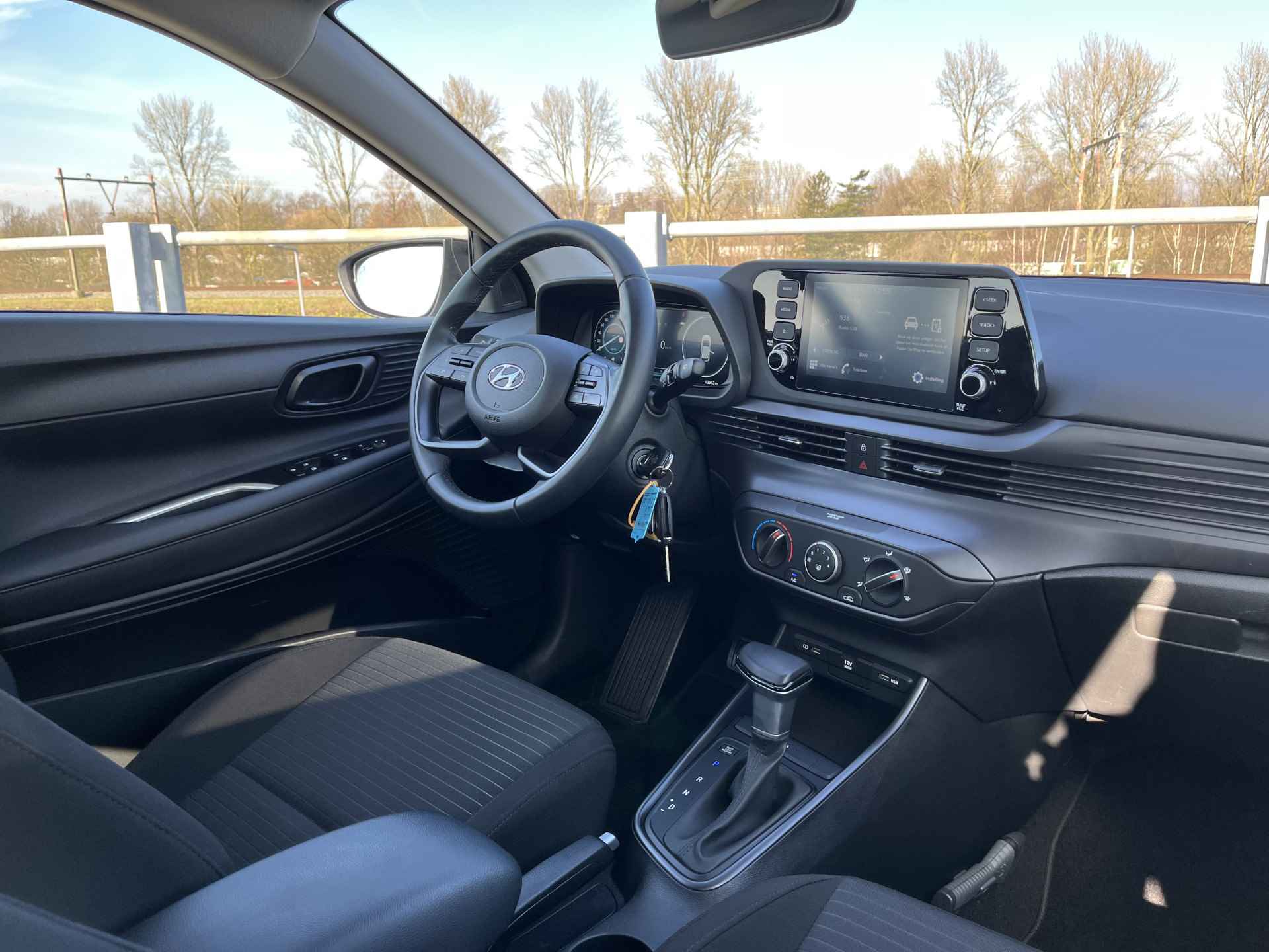 Hyundai i20 1.0 T-GDI Comfort | Camera | Apple Carplay | Zwart Dak - 15/37