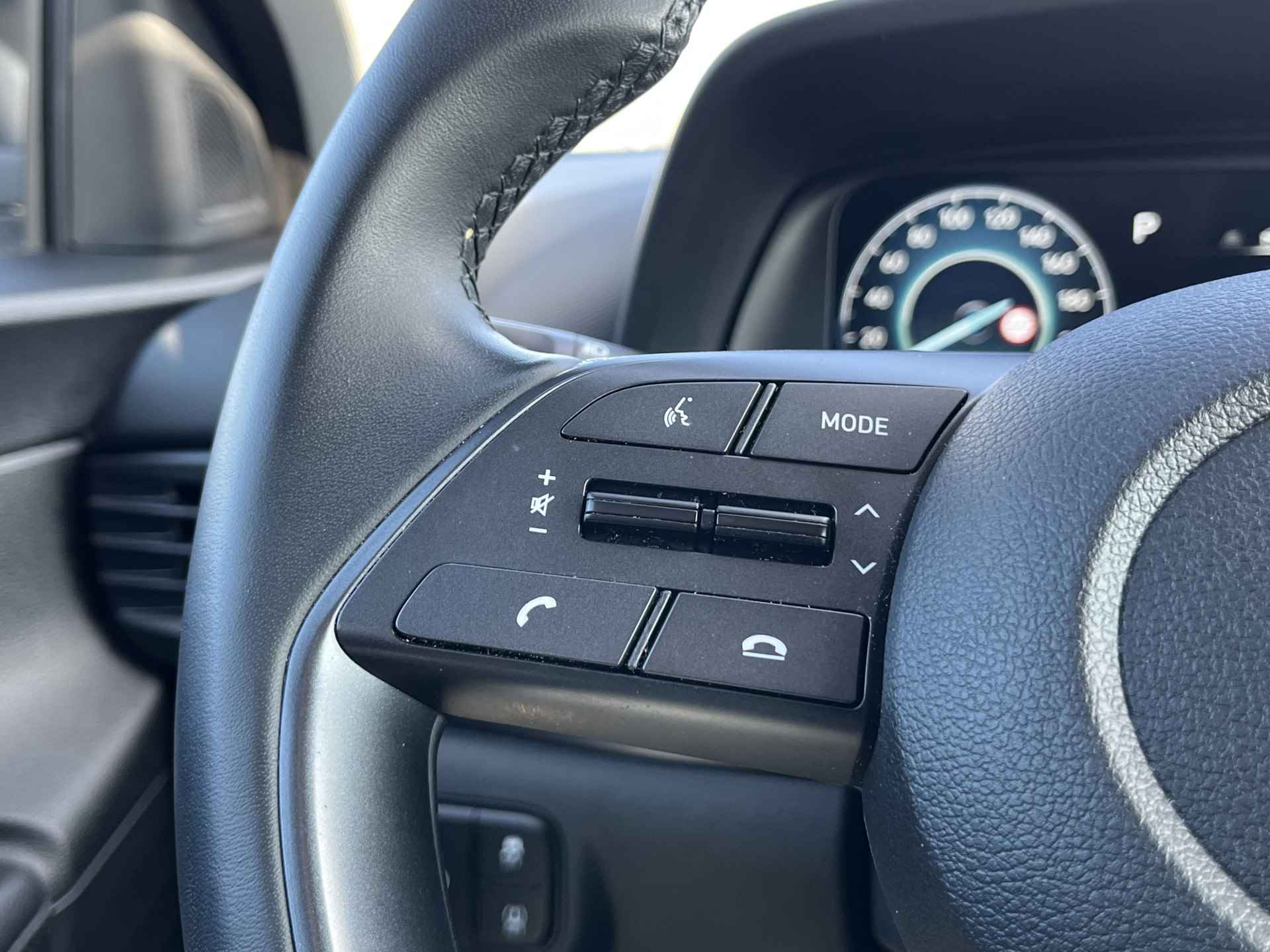 Hyundai i20 1.0 T-GDI Comfort | Camera | Apple Carplay | Zwart Dak - 20/37