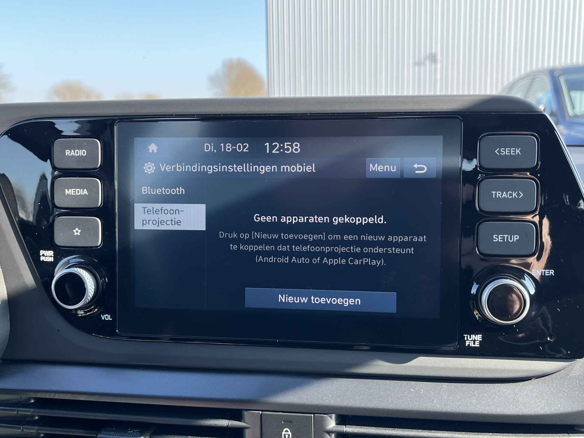 Hyundai i20 1.0 T-GDI Comfort | Camera | Apple Carplay | Zwart Dak - 30/37