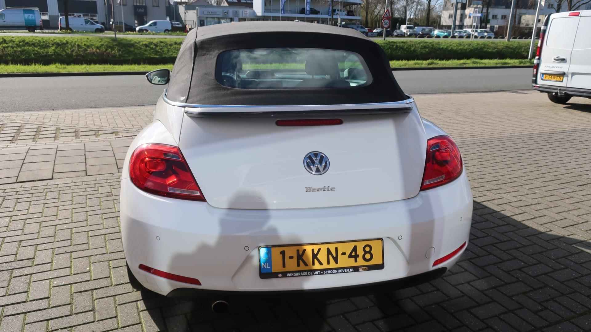 Volkswagen Beetle Cabriolet 1.2 TSI Design BlueMotion - 11/43