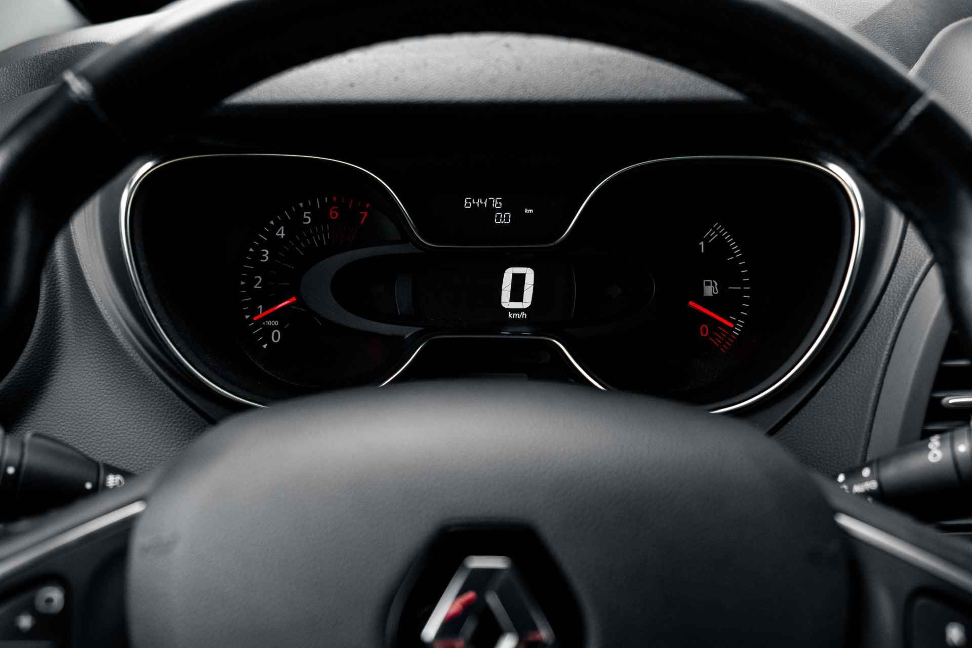 Renault Captur 0.9 TCe Intens | Pack Easy | ECC | Camera achter | 17" wielen | LED verlichting | incl. Bovag rijklaarpakket met 12 maanden garantie | - 14/42
