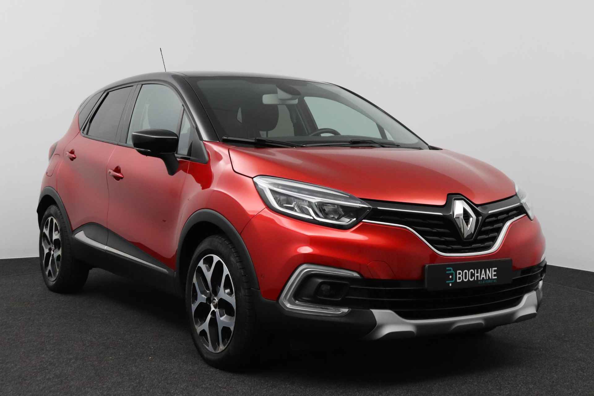 Renault Captur 1.3 TCe 150 EDC Intens / Camera / Trekhaak / Navigatie / - 10/46