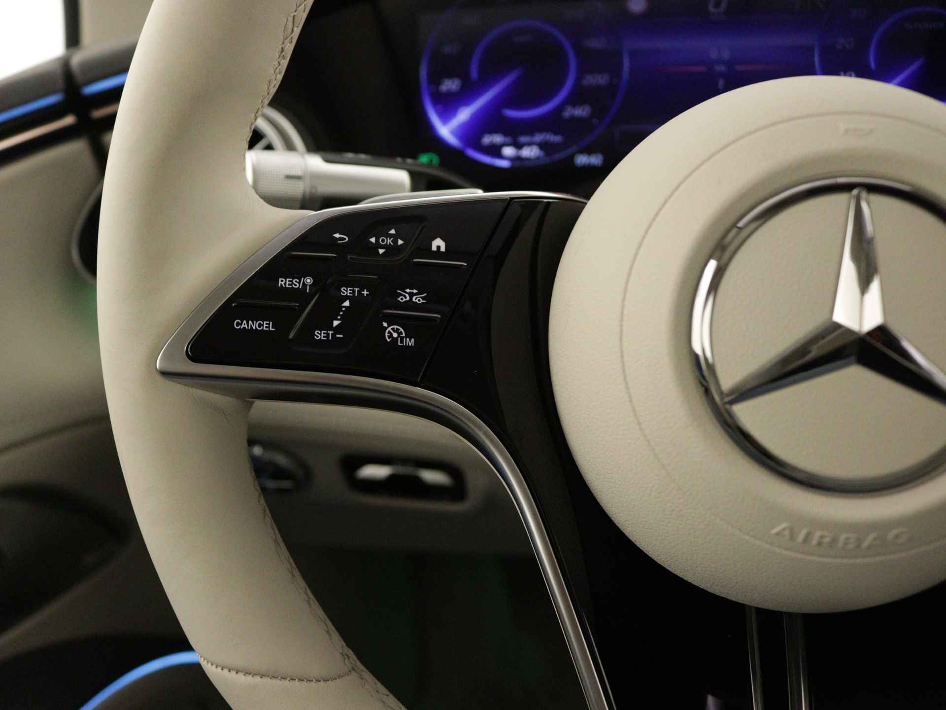 Mercedes-Benz EQS 450+ AMG Line 108kWh | Oled-voorpassagiersdisplay |  PRE-SAFE®-systeem | Stoelventilatie/-verwarming voorstoelen | Akoestiek comfortpakket | KEYLESS GO-comfortpakket | Rij-assistentiepakket Plus | - 19/37