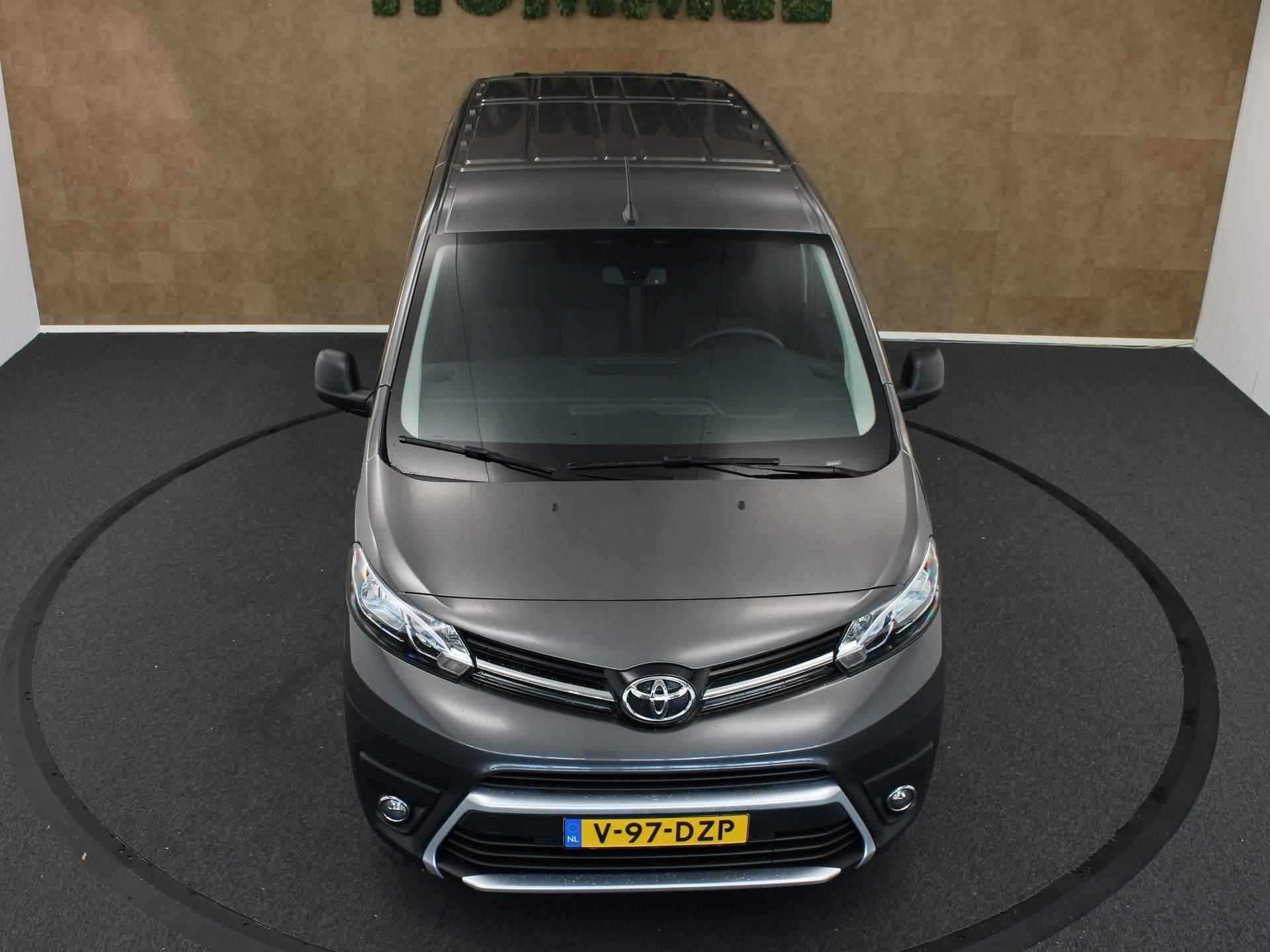 Toyota Proace Long Worker 2.0 D-4D AUTOMAAT - DIRECT UIT VOORRAAD LEVERBAAR! - GRIJS KENTEKEN - BTW-AUTO - PARKEERSENSOREN VOOR EN ACHTER - ACHTERUITRIJCAMERA - 11/27