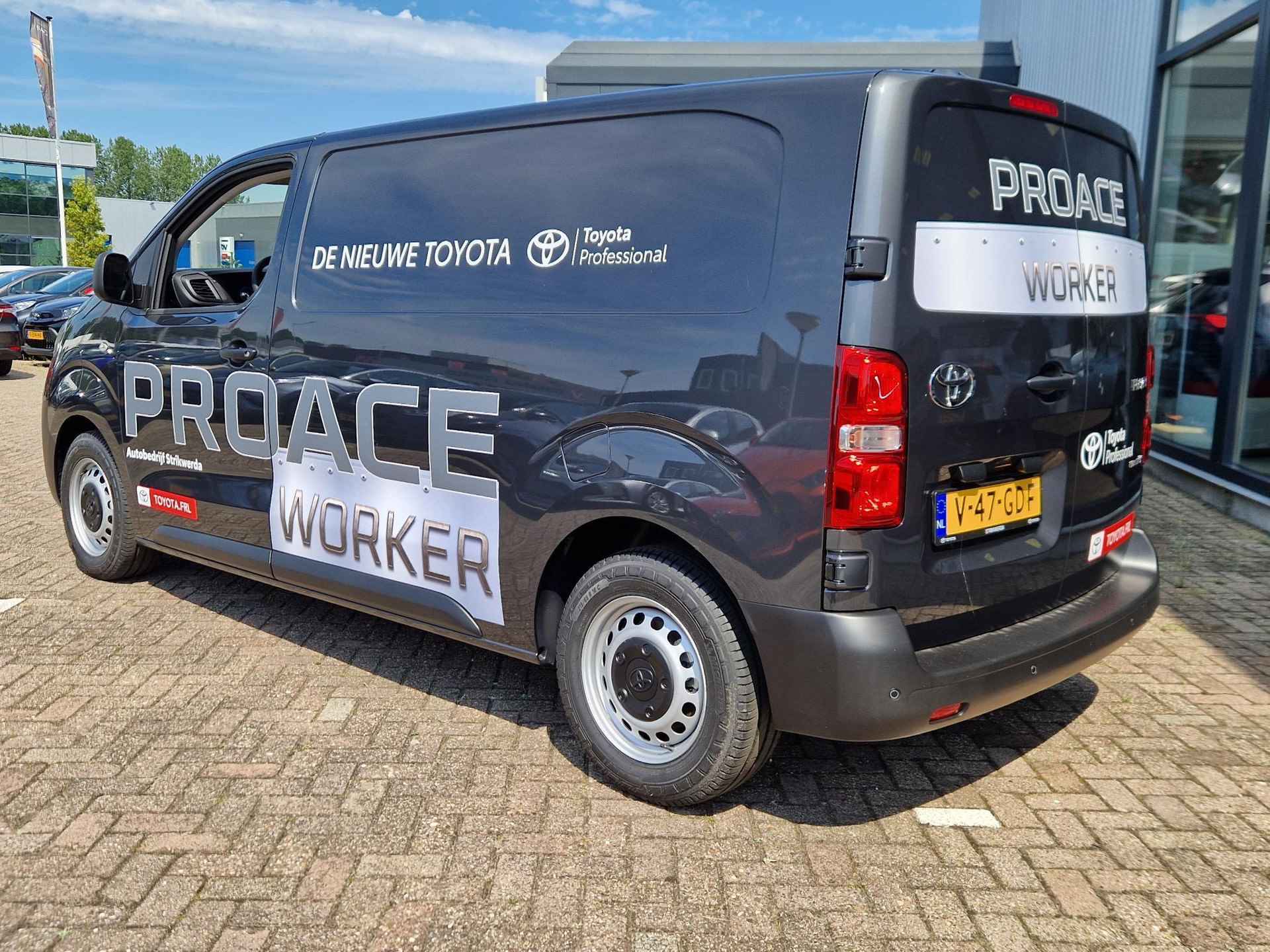 Toyota PROACE ELECTRIC 75kwh |AC|Cruise.C|TRekh.|ESC+HSC|TPCS|PDC|Carplay|Mtlc. 2024 BELASTINGVOORDEEL - 2/16