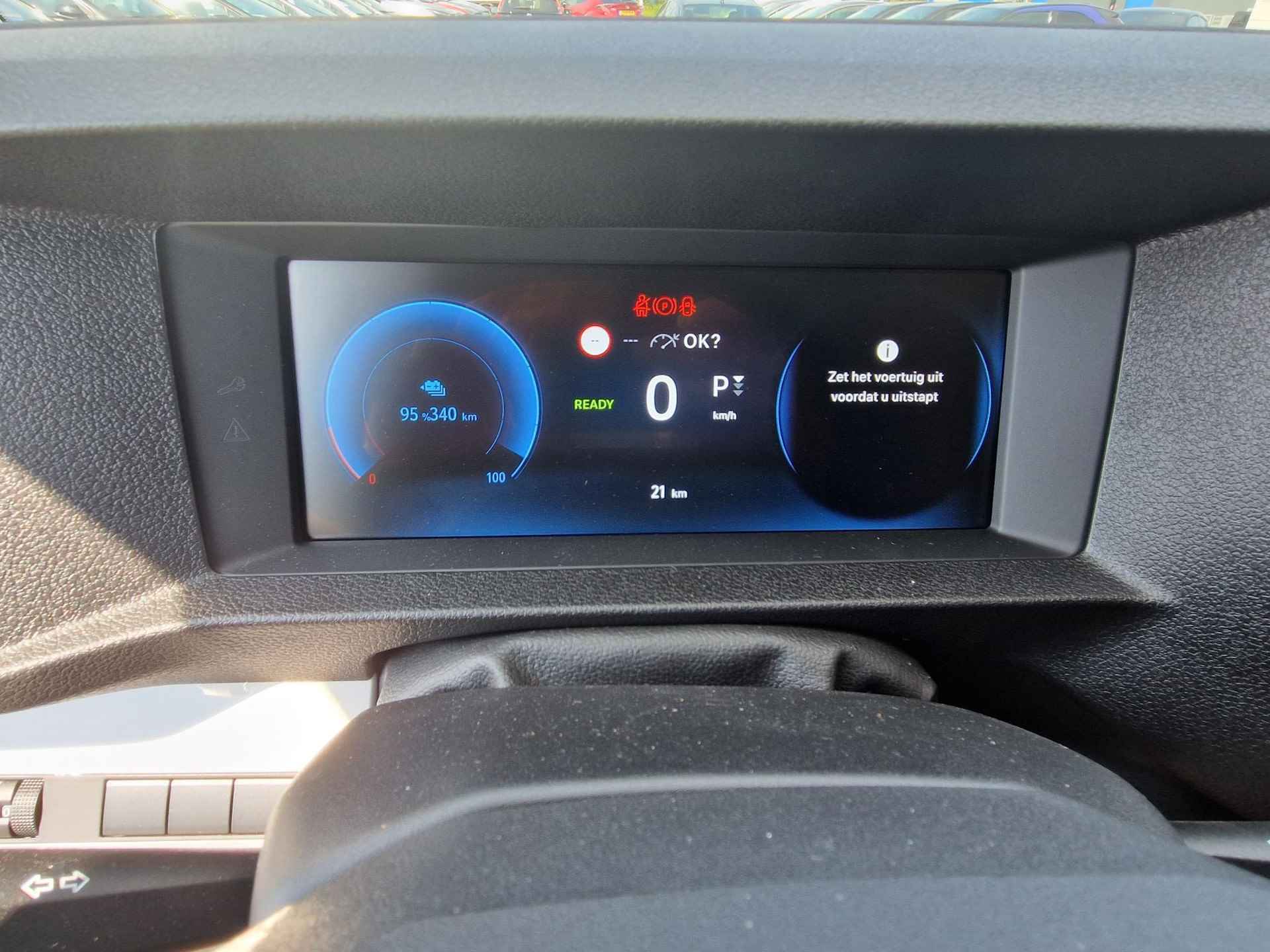 Toyota PROACE ELECTRIC 75kwh |AC|Cruise.C|TRekh.|ESC+HSC|TPCS|PDC|Carplay|Mtlc. 2024 BELASTINGVOORDEEL - 10/16