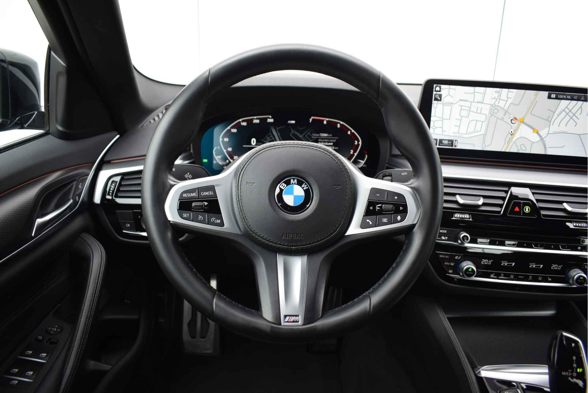 BMW 5 Serie 520i High Executive M Sport Automaat / Laserlicht / Live Cockpit Professional / M Sportonderstel / Parking Assistant / Stoelverwarming - 16/29