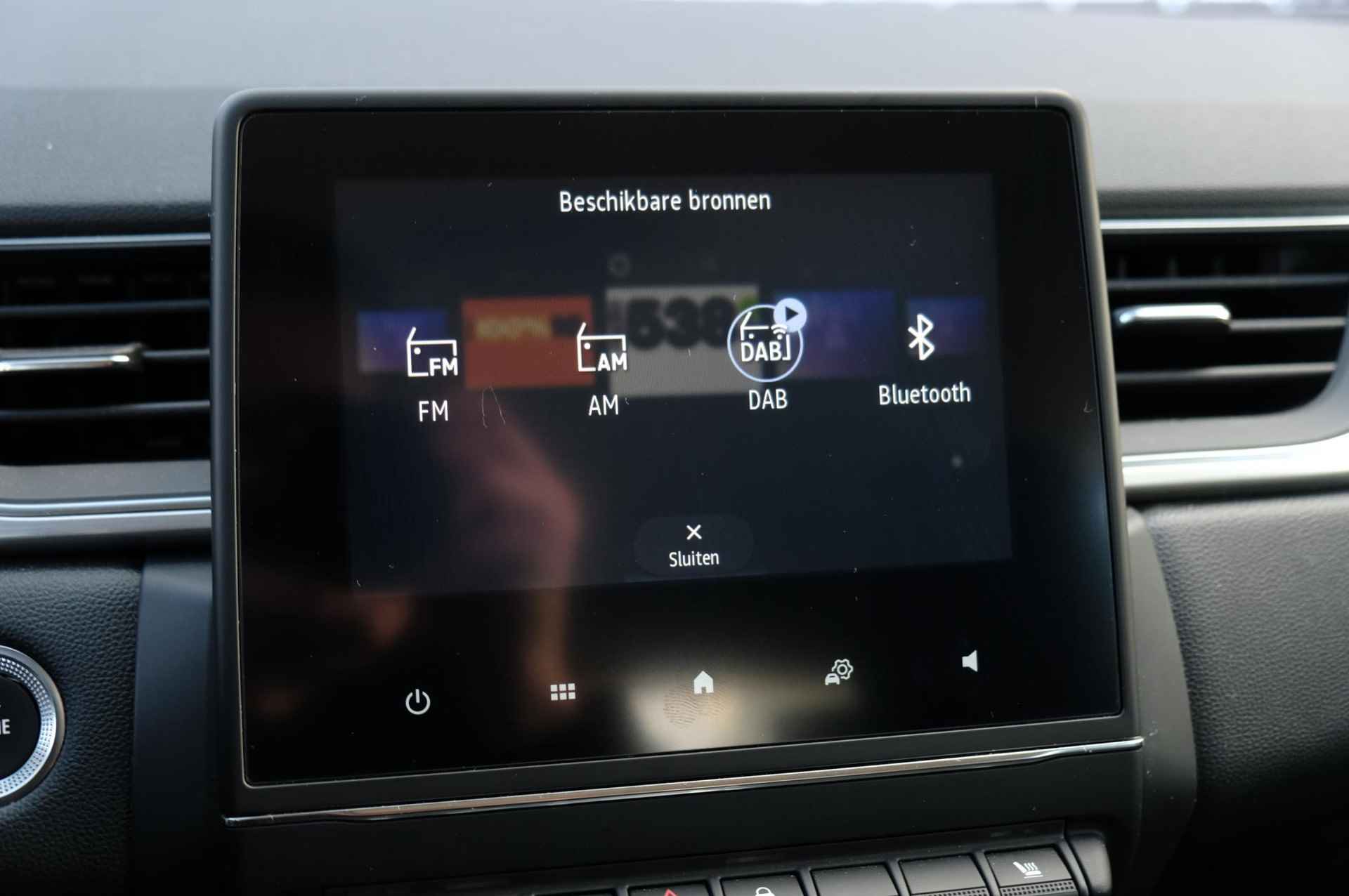Renault Captur 1.3 TCe 140 Intens | Cruise Control | PDC | Camera | Navigatie | Apple Carplay / Android Auto | Stoel / Stuur Verwarming | Voorruit Verwarming | Led-Verlichting | - 22/33