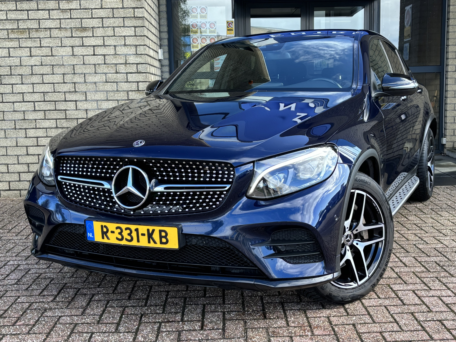 Mercedes-Benz GLC Coupé 250 4 Matic AMG STYLING-CAMERA-COMAND-TREKHAAK-COMPLEET