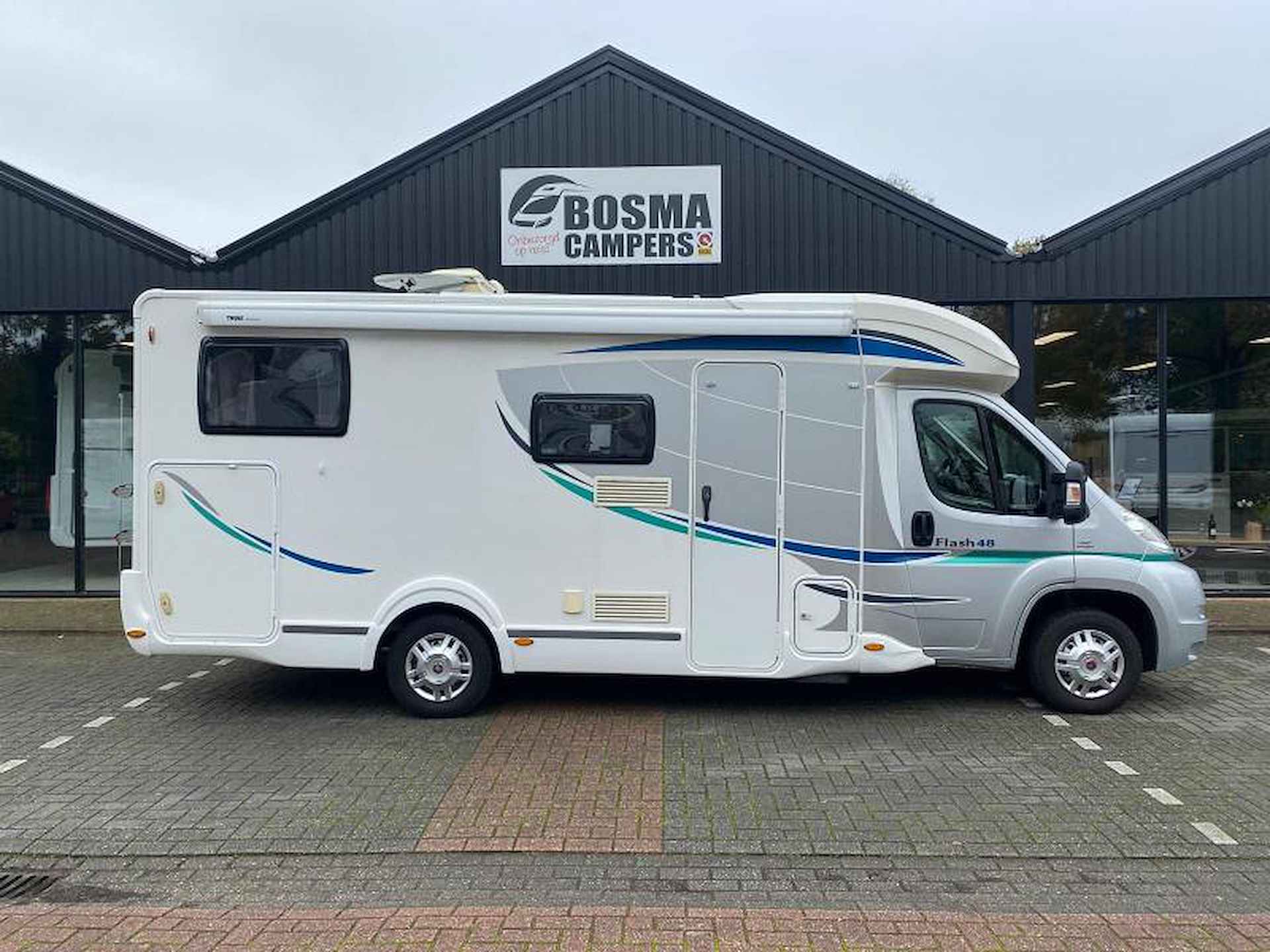 Chausson Flash 48 Enkele Bedden Airco 2013 - 8/18