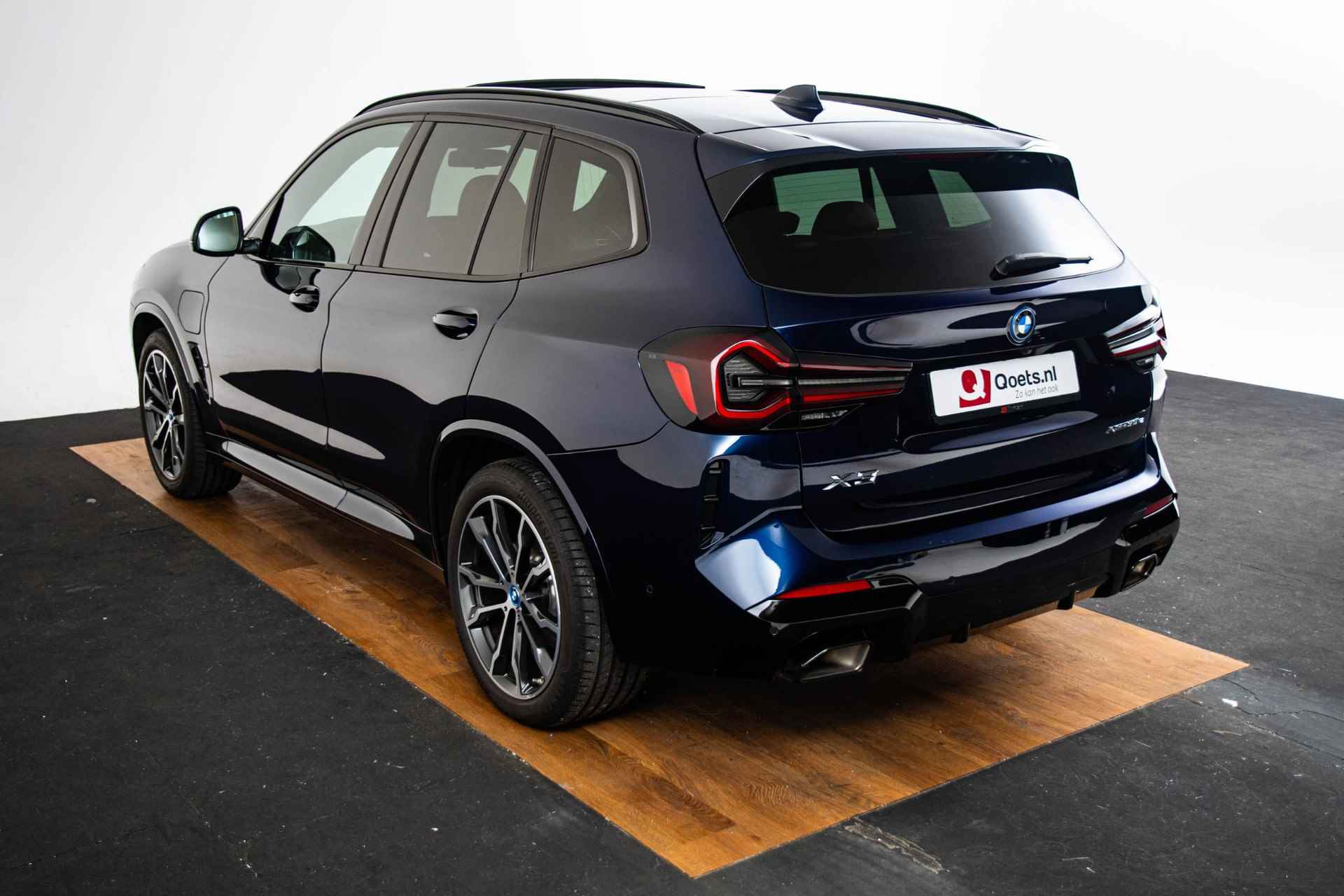 BMW X3 xDrive30e High Executive M Sport - Panoramadak - Comfort Access - adaptive LED - Parking Assistant - Individual Lak - Stoel en stuurverwarming - Dempend glas - 27/72