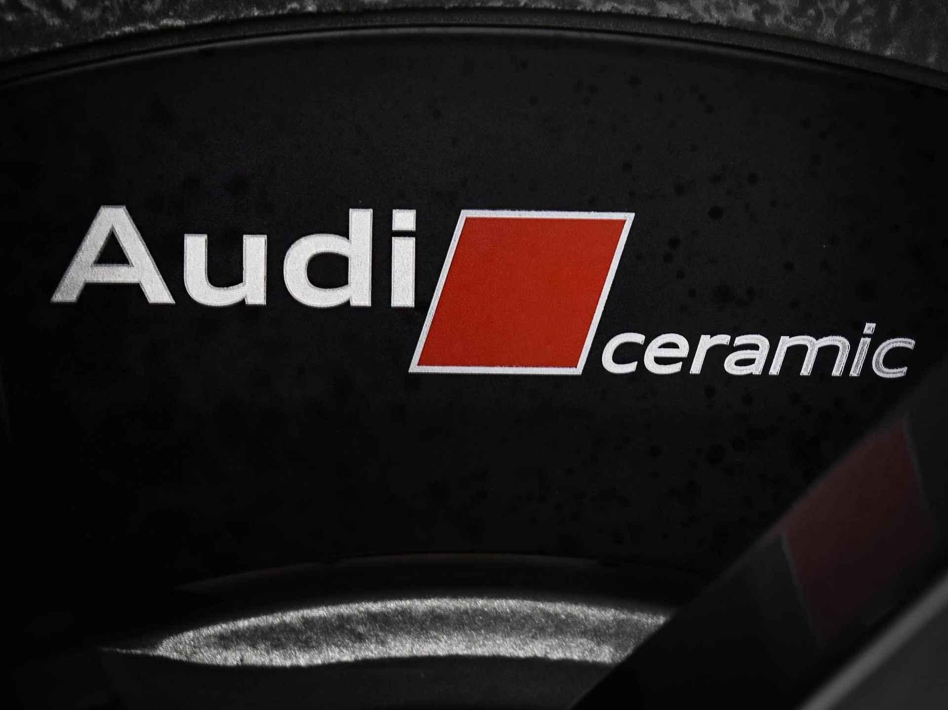 Audi RSQ8 4.0 Tfsi RSQ8-APR 700pk Tiptronic Quattro | B&O 3D | Luchtvering | Keramisch | 360 Camera | Sport Uitlaat | RS Dynamic Pakket | Panoramadak | Audi Exclusive Interieur | 23'' Inch | Garantie t/m 08-08-2024 of 100.000km - 13/60