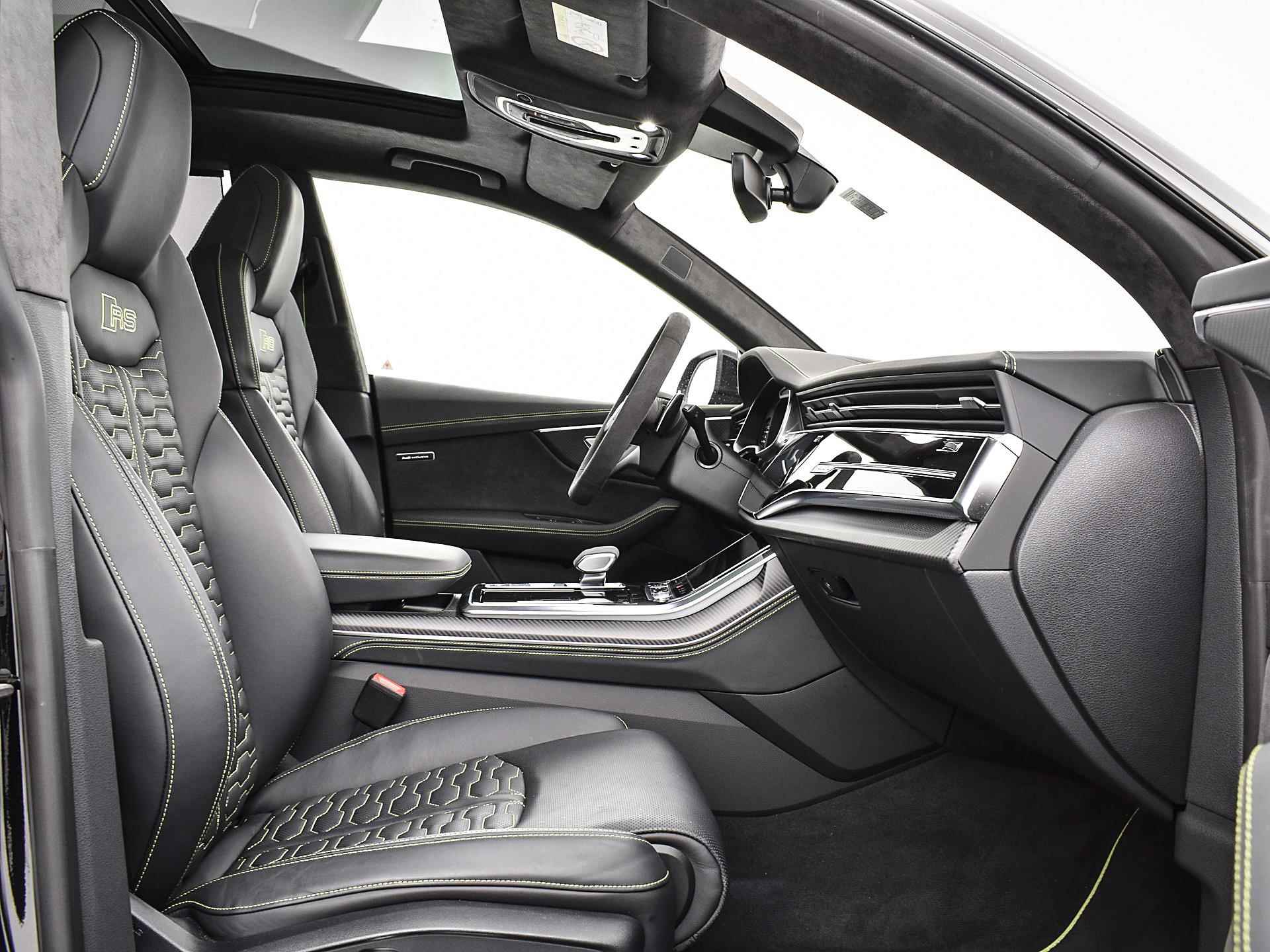 Audi RSQ8 4.0 Tfsi RSQ8-APR 700pk Tiptronic Quattro | B&O 3D | Luchtvering | Keramisch | 360 Camera | Sport Uitlaat | RS Dynamic Pakket | Panoramadak | Audi Exclusive Interieur | 23'' Inch | Garantie t/m 08-08-2024 of 100.000km - 16/60