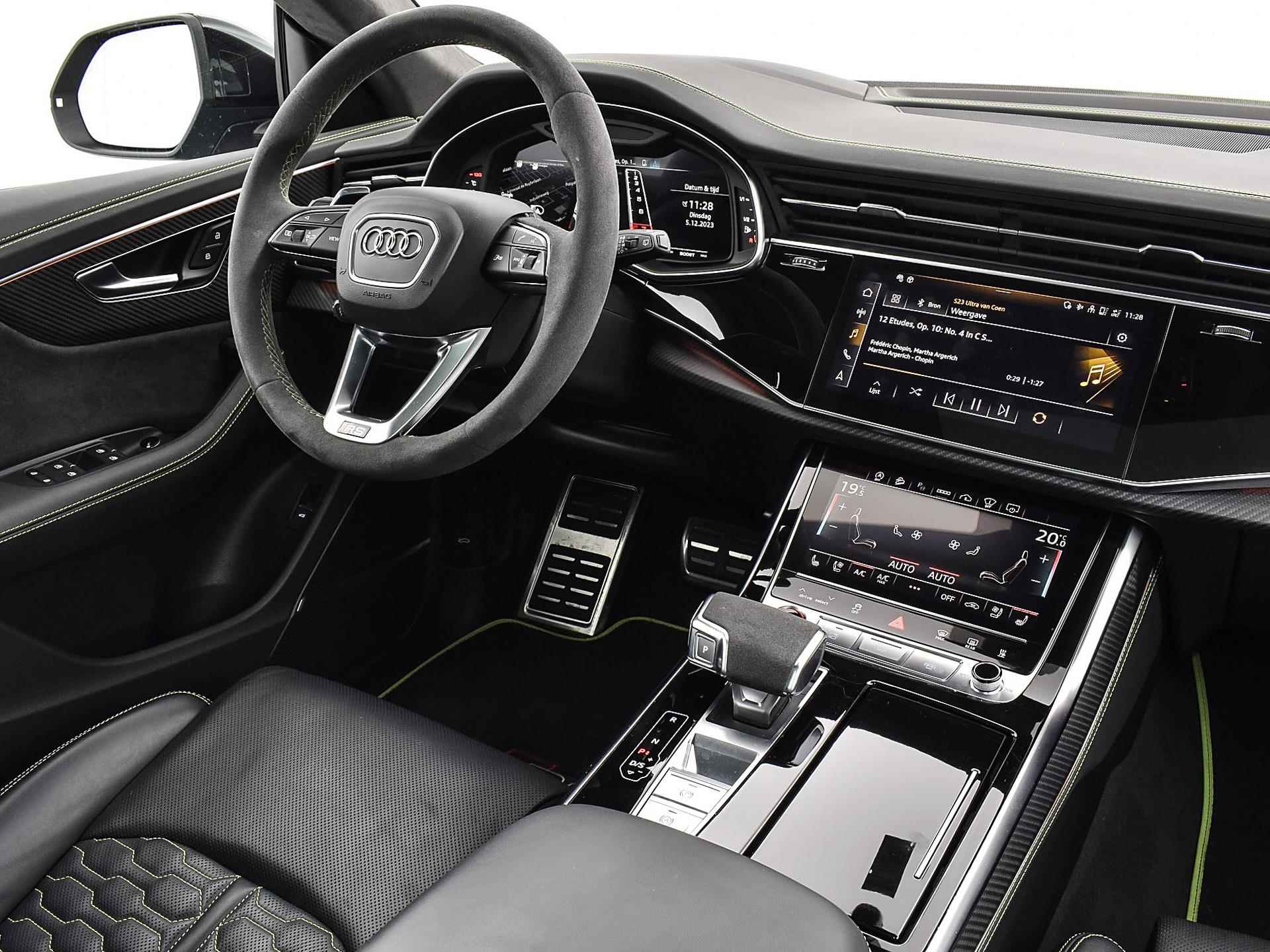 Audi RSQ8 4.0 Tfsi RSQ8-APR 700pk Tiptronic Quattro | B&O 3D | Luchtvering | Keramisch | 360 Camera | Sport Uitlaat | RS Dynamic Pakket | Panoramadak | Audi Exclusive Interieur | 23'' Inch | Garantie t/m 08-08-2024 of 100.000km - 24/60