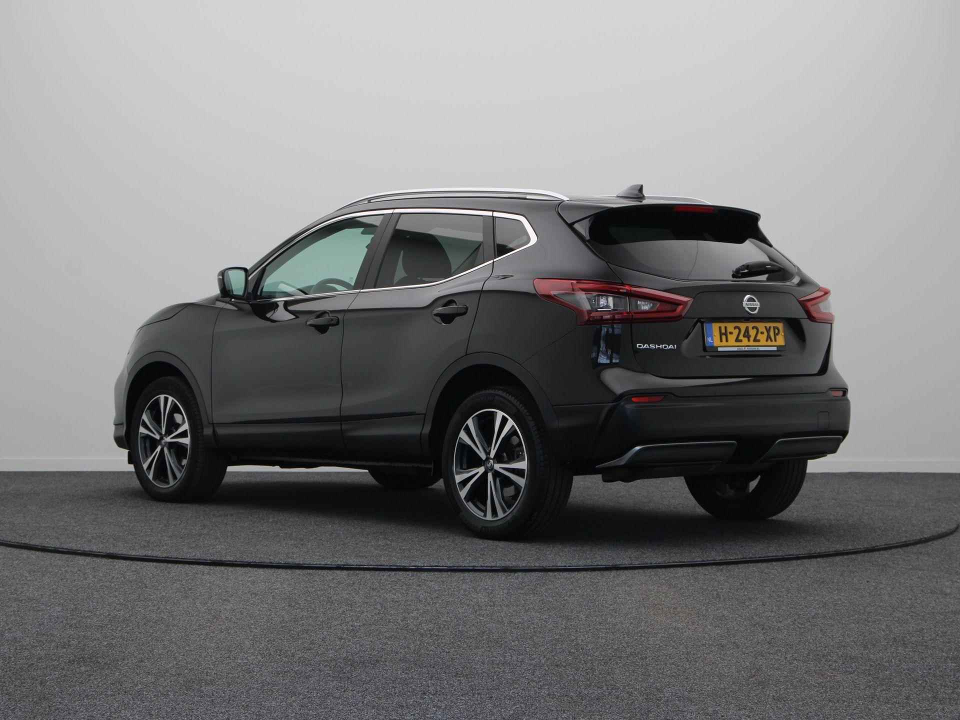 Nissan Qashqai 140pk DIG-T N-Connecta | 360 graden camera | Apple Carplay/Android Auto | Panoramadak | Cruise control | - 2/41