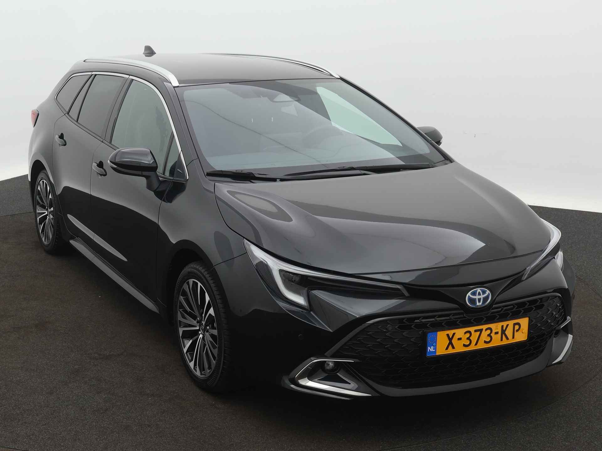 Toyota Corolla Touring Sports 1.8 Hybrid First Edition | Camera | Parkeersensoren | LM velgen | Climate Control | Cruise Control Adaptief | - 29/46