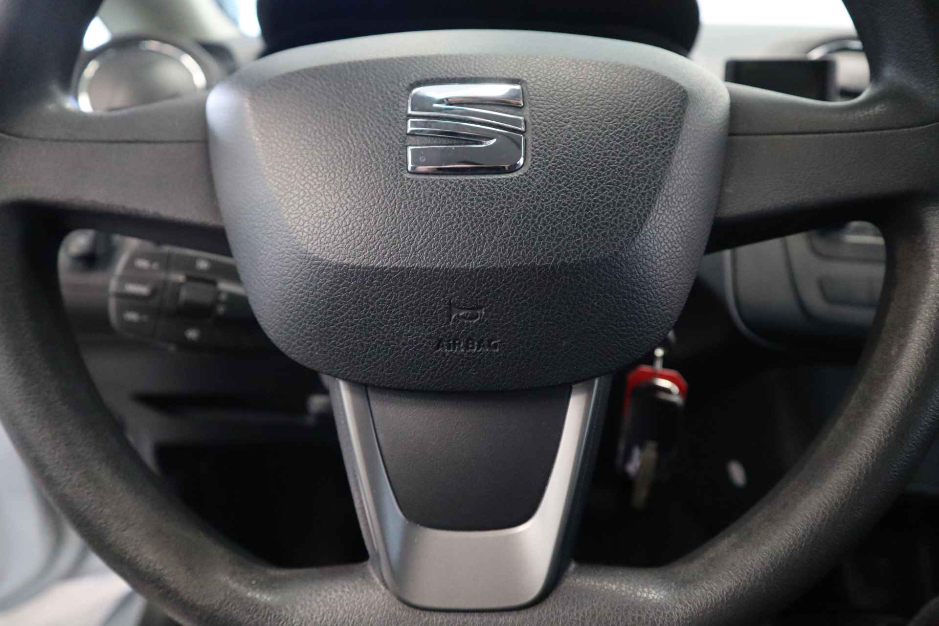 SEAT Ibiza 1.6 TDI Style 5 drs Hathback, Airco, - 7/14