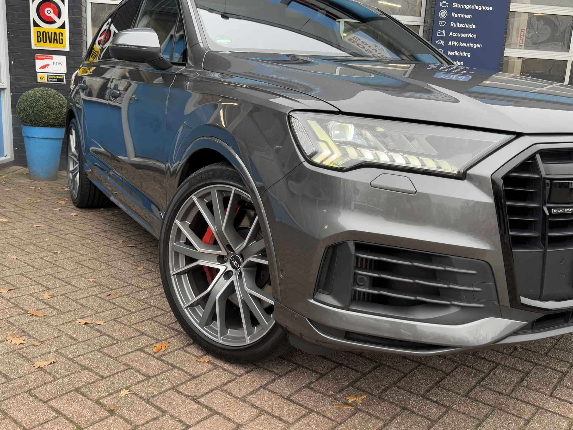 Audi Q7 55 TFSI e quattro Pro Line S | 21 INCH Velgen | Panoramadak | Elektrische Trekhaak | Rijklaar + 12 Maand BOVAG Garantie - 79/92