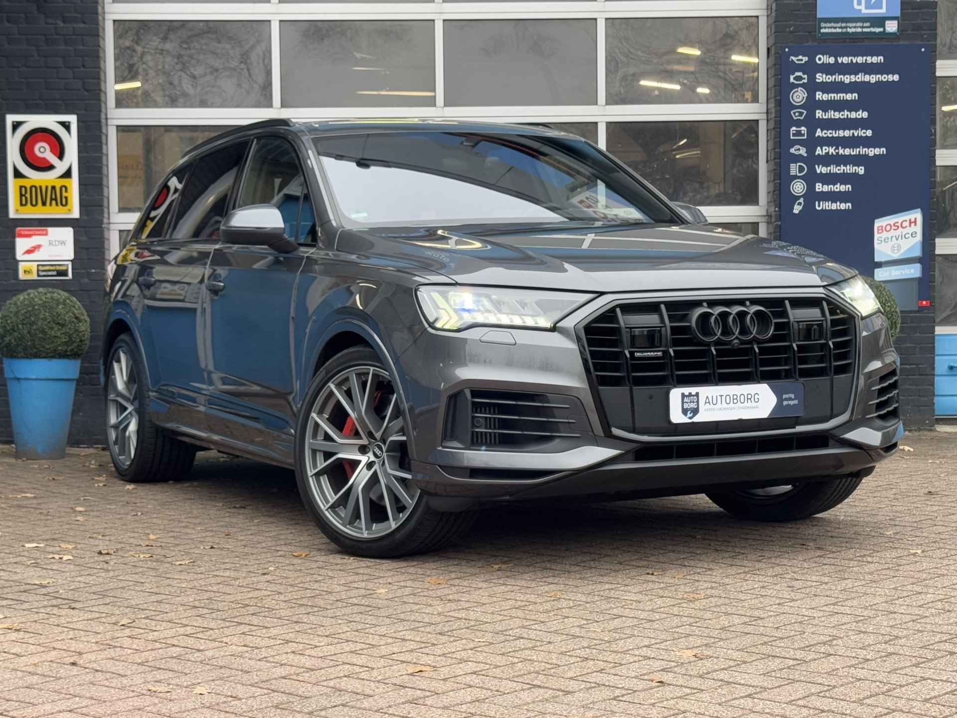 Audi Q7 55 TFSI e quattro Pro Line S | 21 INCH Velgen | Panoramadak | Elektrische Trekhaak | Rijklaar + 12 Maand BOVAG Garantie - 80/92