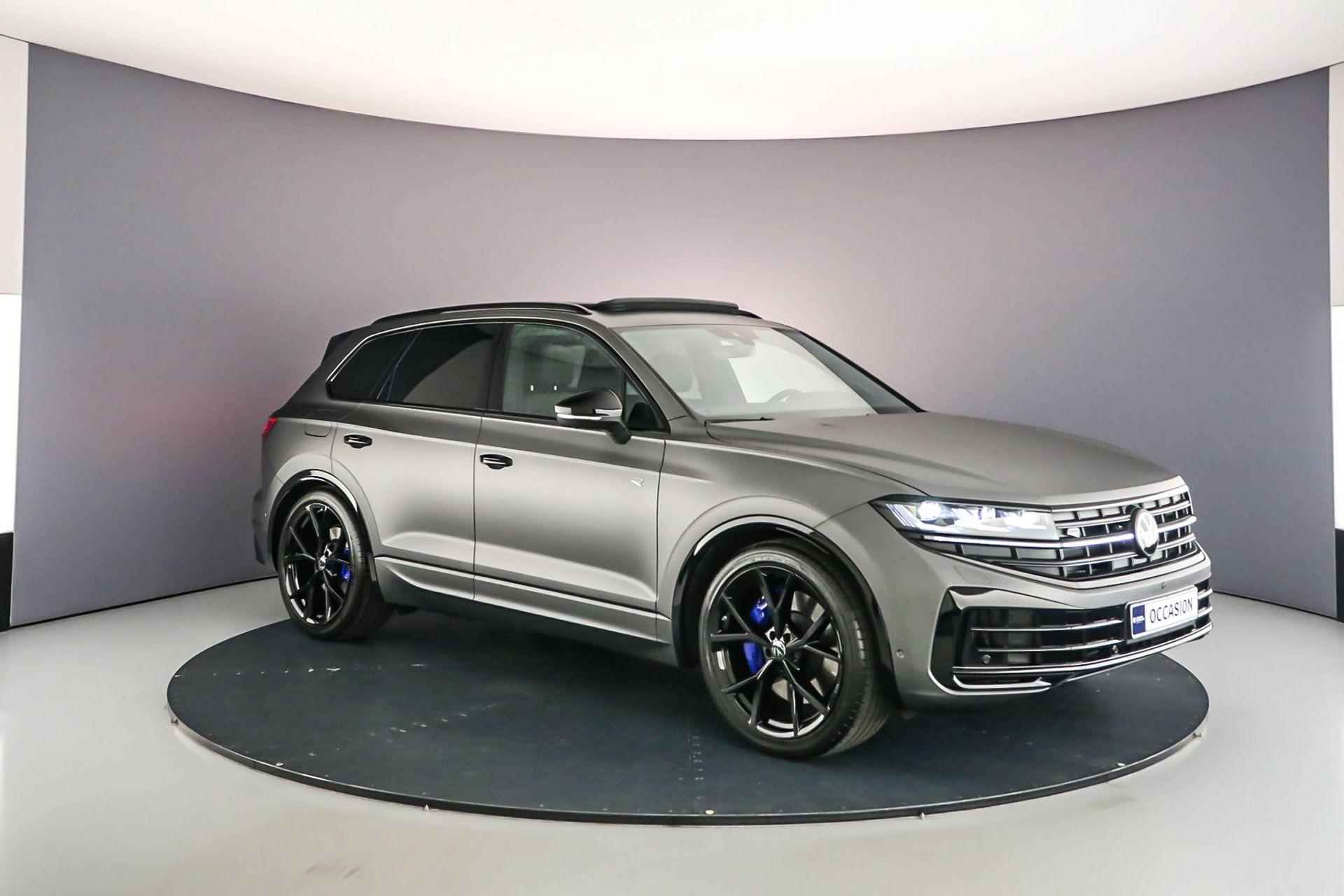 Volkswagen Touareg R 3.0 TSI eHybrid 462pk Tiptronic Trekhaak, Panoramadak, Lederen bekleding, Luchtvering, Head up display, LED matrix verlichting, 360 camera, Adaptive cruise control - 8/60