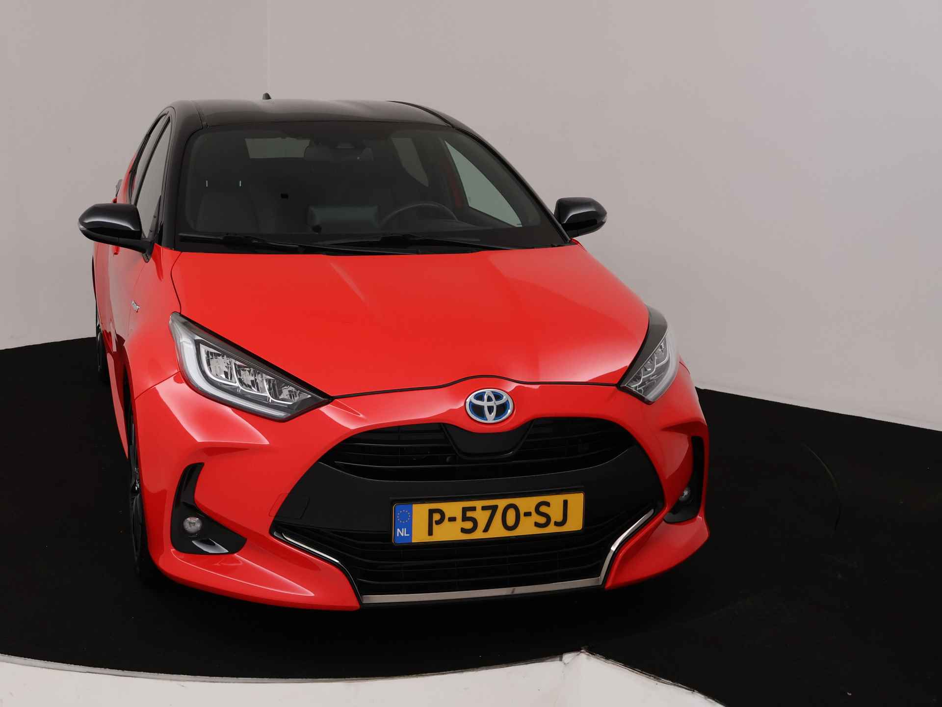 Toyota Yaris 1.5 Hybrid Launch Edition Limited | Head-up Display | Stuur-/Stoelverwarming | Apple Carplay/Android Auto | Adaptive Cruise Control | - 26/40