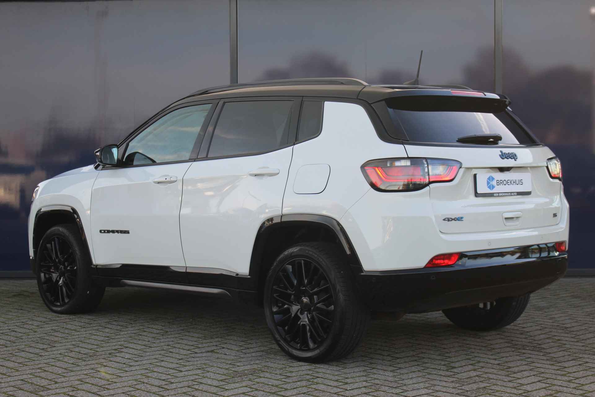 Jeep Compass 4xe 240 Plug-in Hybrid S-Edition | Adap. C. | 360 CAM | Leder | Navi | Elec. Klep | Keyless | Carplay | Dodehoek | Draadloos telefoonlader - 15/54