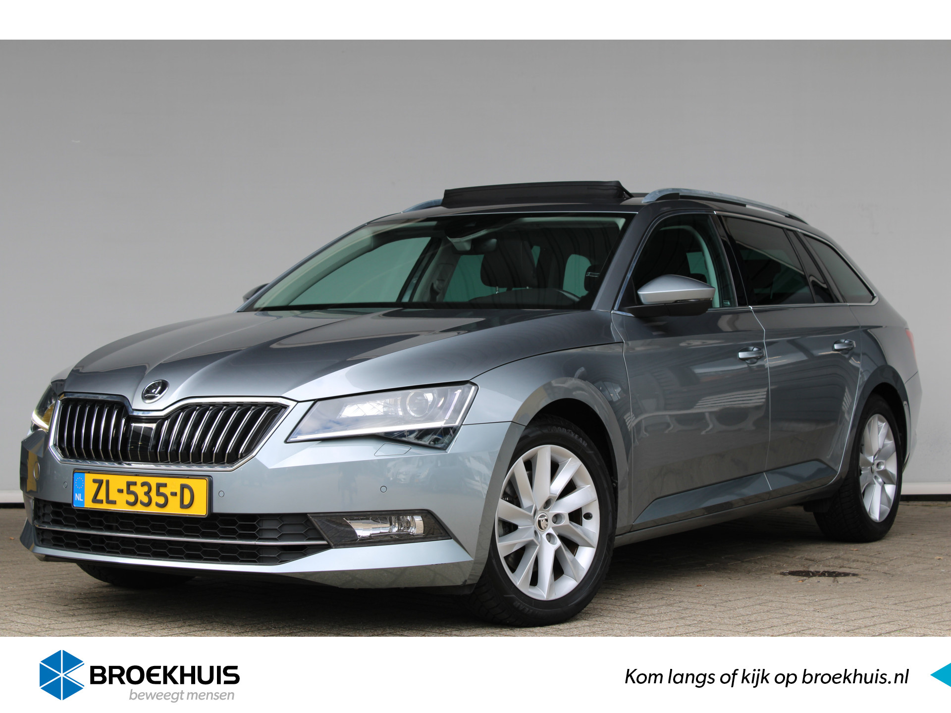 Škoda Superb Combi 1.5 TSI ACT Ambition Business PANO/ LED / CLIMA/STOELVERWARMING/CARPLAY/PARK PILOT/ TREKHAAK