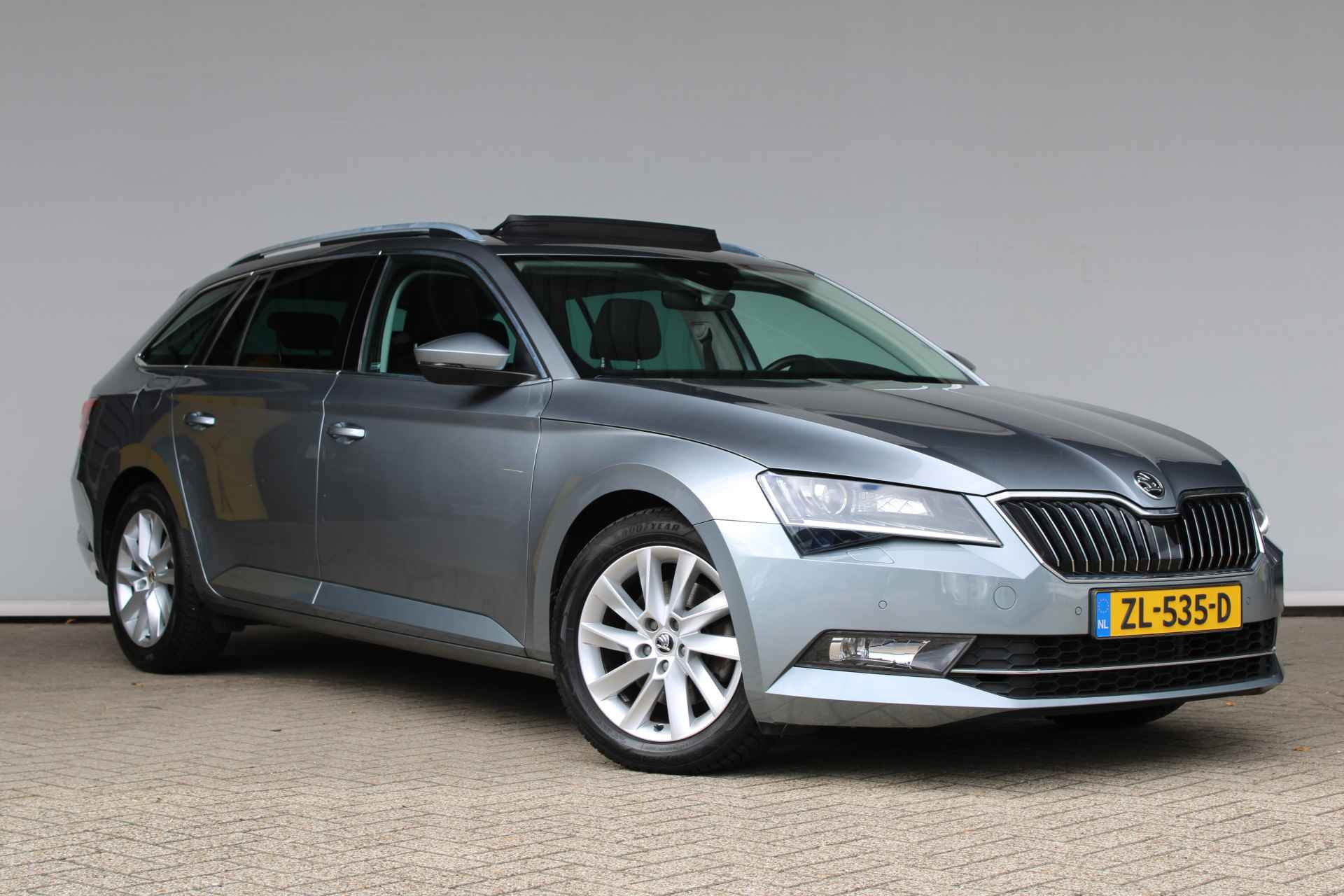 Škoda Superb Combi 1.5 TSI ACT Ambition Business PANO/ LED / CLIMA/STOELVERWARMING/CARPLAY/PARK PILOT/ TREKHAAK - 9/30