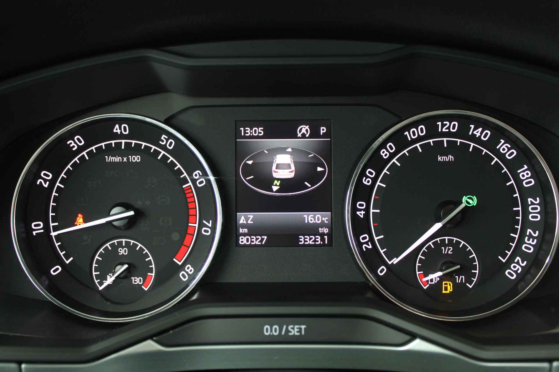 Škoda Superb Combi 1.5 TSI ACT Ambition Business PANO/ LED / CLIMA/STOELVERWARMING/CARPLAY/PARK PILOT/ TREKHAAK - 11/30