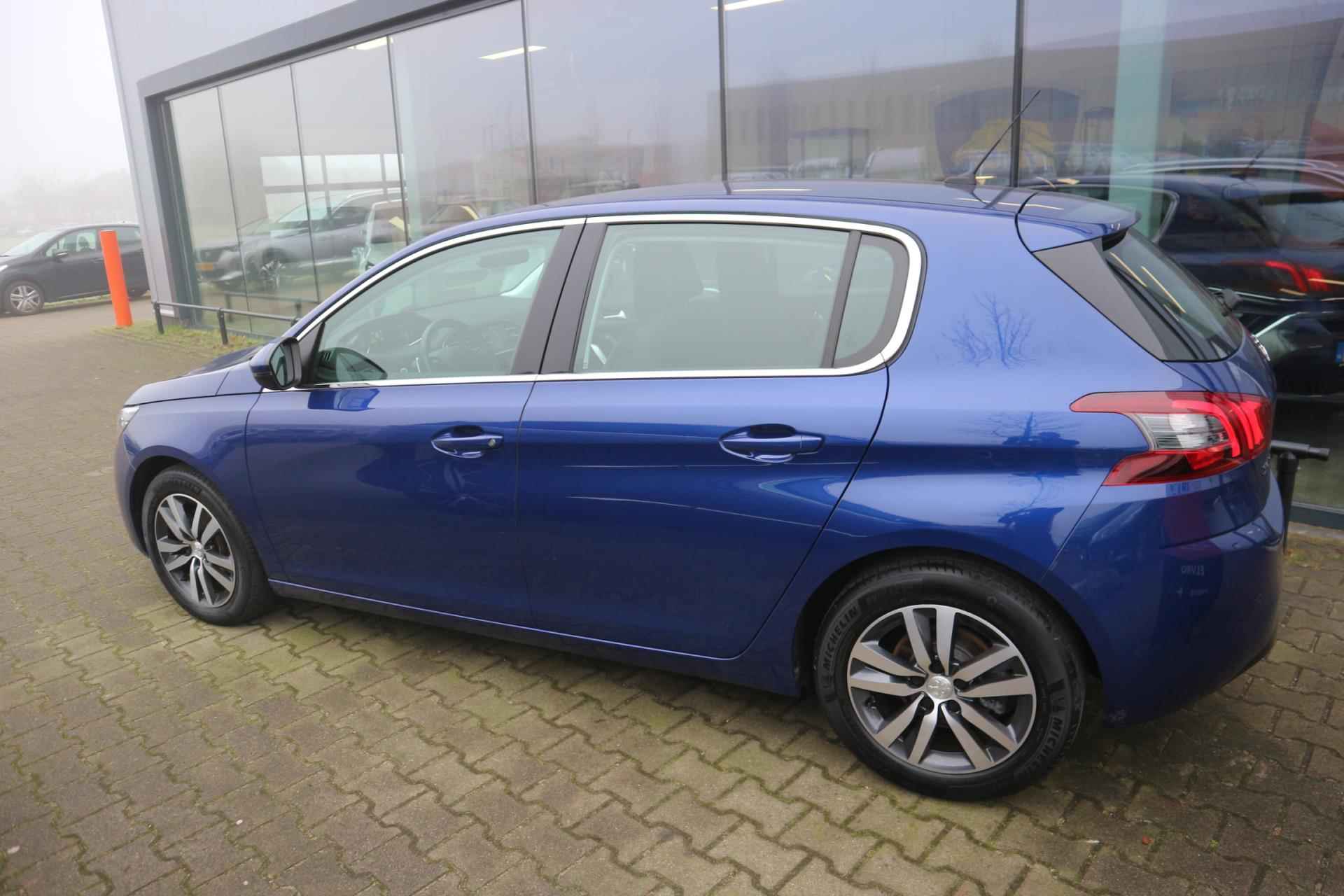 Peugeot 308 1.2 PureTech Allure 130PK AUTOMAAT NAVI CRUISE CLIMA CAMERA PDC V+A RIJKLAARPRIJS!! - 4/33