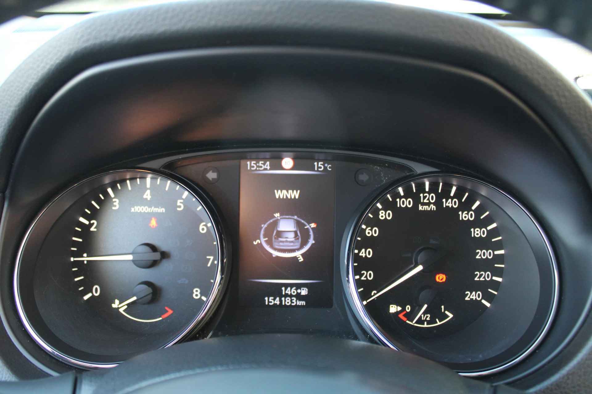 Nissan X-Trail 1.6 DIG-T Acenta 163PK | 360-Camera | Parkeersensoren | Navigatie | Cruise control | Bluetooth | Automatische regen/lichtsensor | Elektrische ramen en zijspiegels | 1800kg Trekgewicht | Lichtmetalen velgen - 28/35