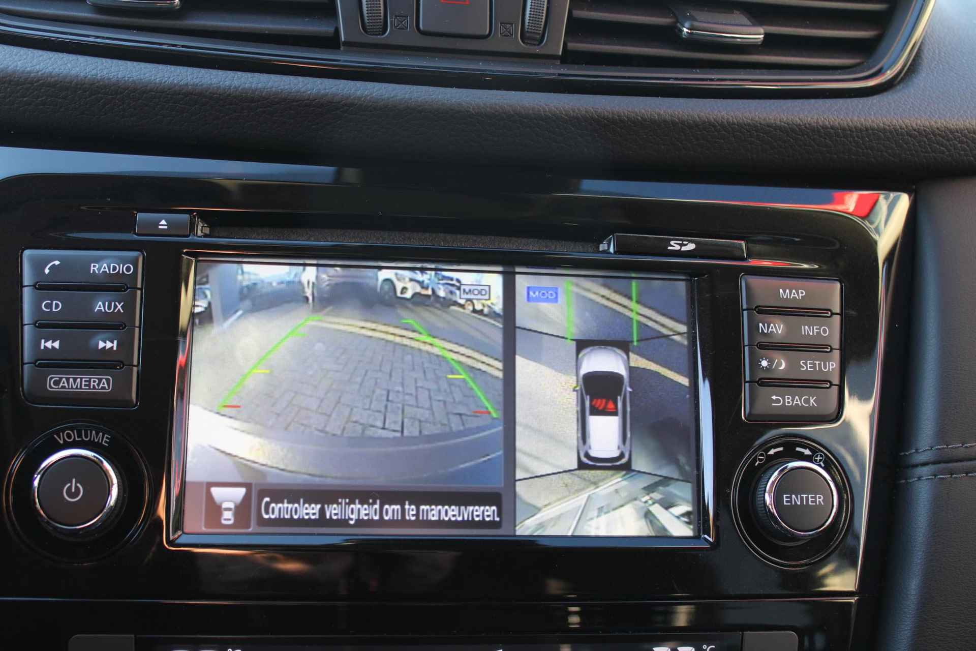 Nissan X-Trail 1.6 DIG-T Acenta 163PK | 1ste eigenaar | 360-Camera | Parkeersensoren | Navigatie | Cruise control | Bluetooth | Automatische regen/lichtsensor | Elektrische ramen en zijspiegels | 1800kg Trekgewicht | Lichtmetalen velgen | - 30/35