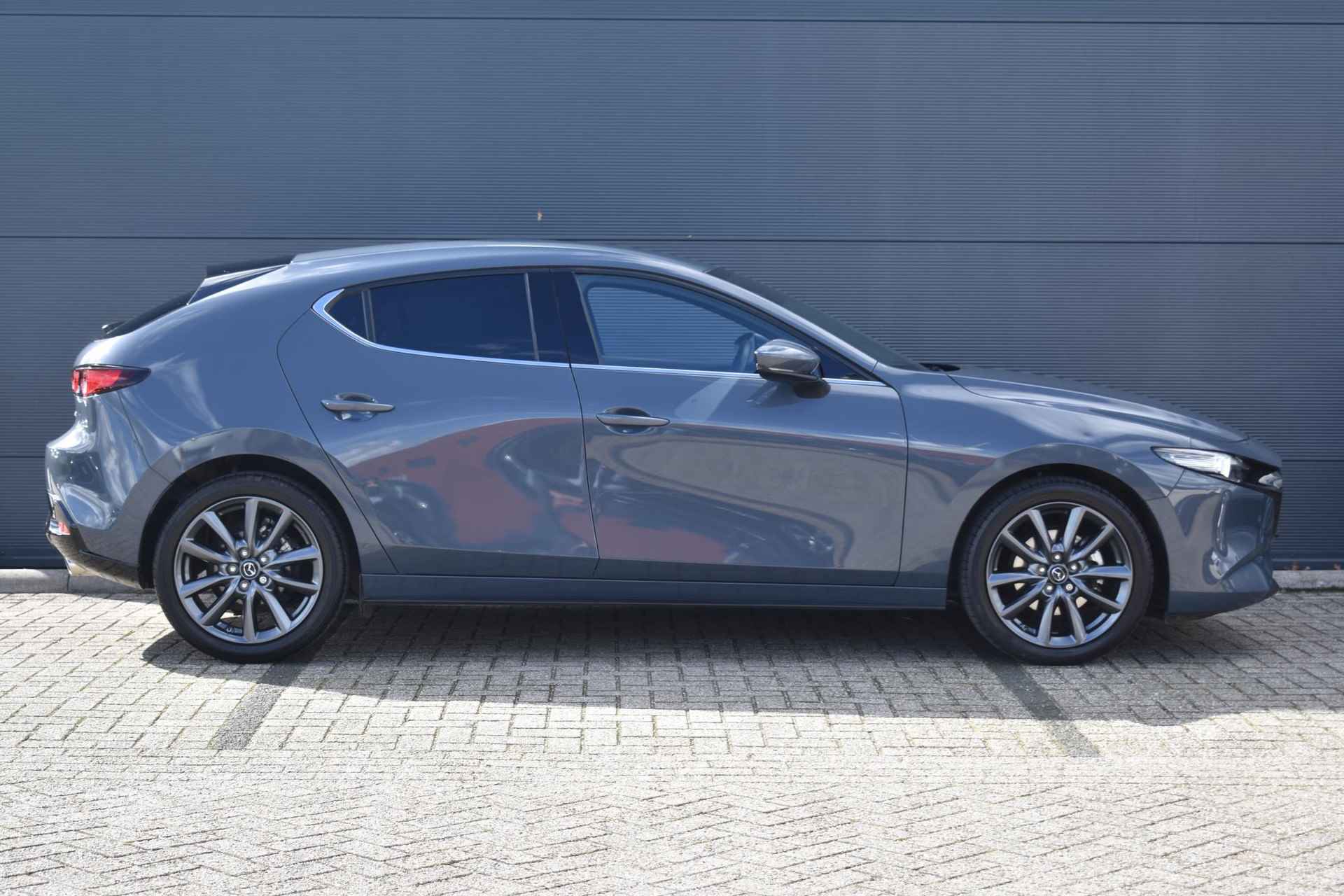 Mazda 3 2.0 e-SkyActiv-G M Hybrid Sportive 150pk | Navigatie | Keyless Entry | Head-up Display | 1e Eigenaar - 5/40