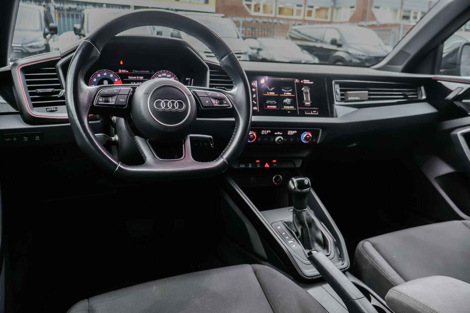 Audi A1 Sportback 30 TFSI S Line STOELVERWARMING CARPLAY LED - 23/29