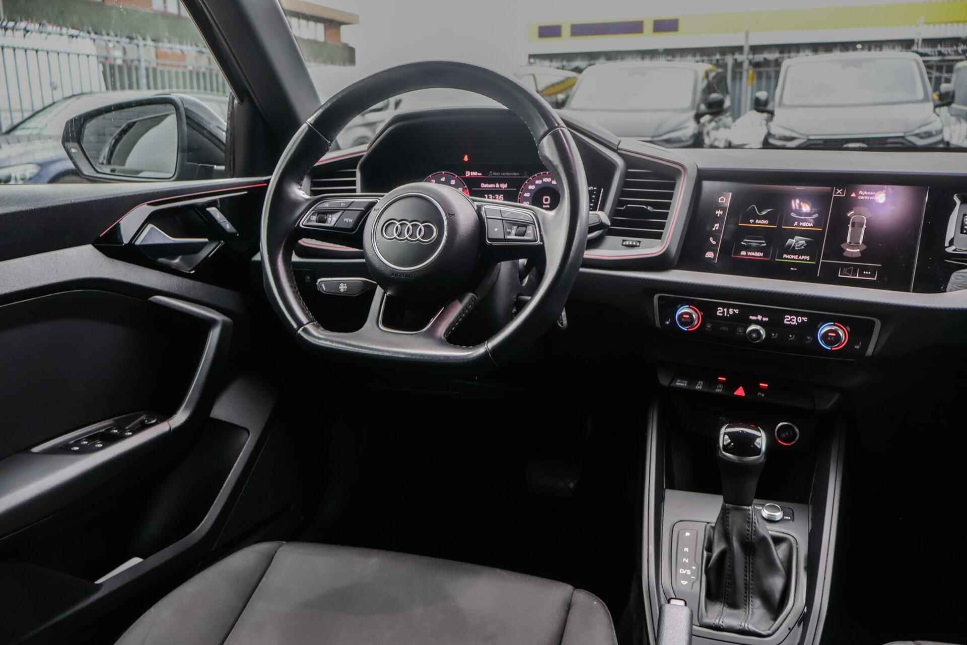 Audi A1 Sportback 30 TFSI S Line STOELVERWARMING CARPLAY LED - 24/29