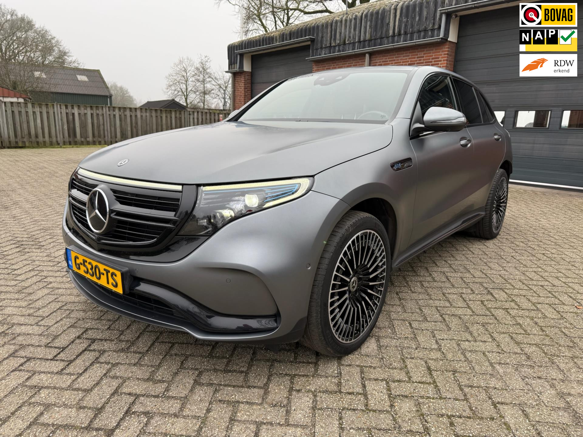 Mercedes-Benz EQC 400 4MATIC Premium Plus 80 kWh AMG Matte lak! VOL!