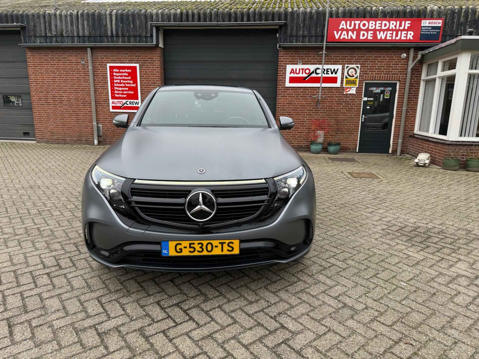 Mercedes-Benz EQC 400 4MATIC Premium Plus 80 kWh AMG Matte lak! VOL! - 12/40