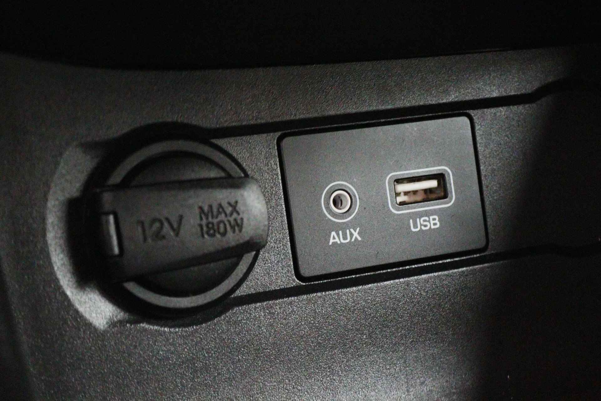 Hyundai i20 1.0 T-GDI Comfort Climate, Cruise, Camera, Navigatie, PDC, USB/AUX - 31/40