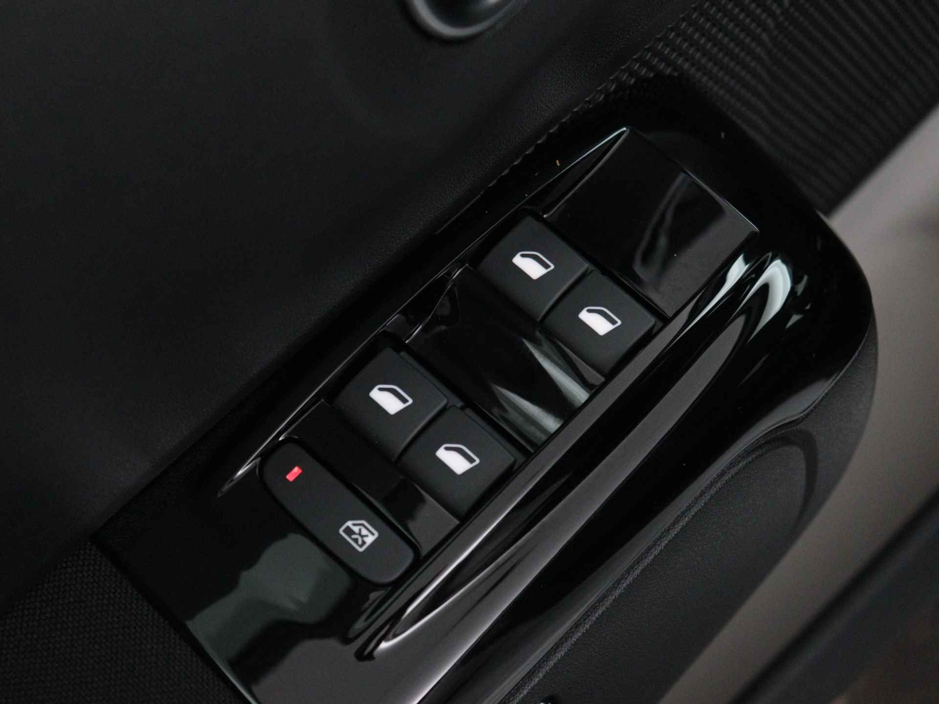 Citroën C3 PureTech 110pk Automaat Shine Achteruitrijcamera | Rijklaar | Keyless entry | Camera | - 24/26