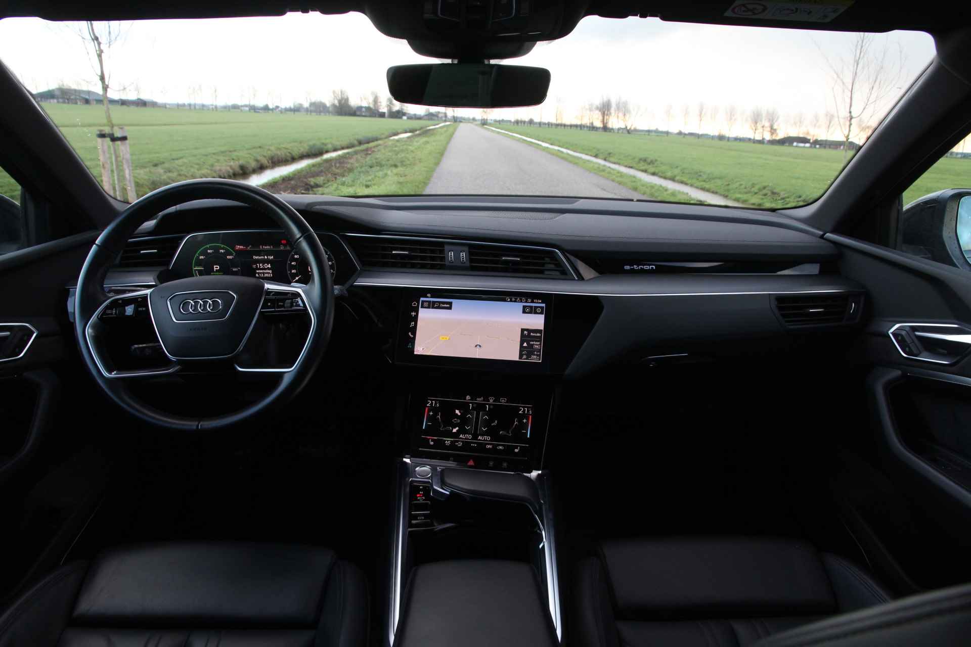 Audi e-tron 55 quattro S Line Plus Pano inc.BTW 360º Cam,Sportstoelen,Leder - 9/24