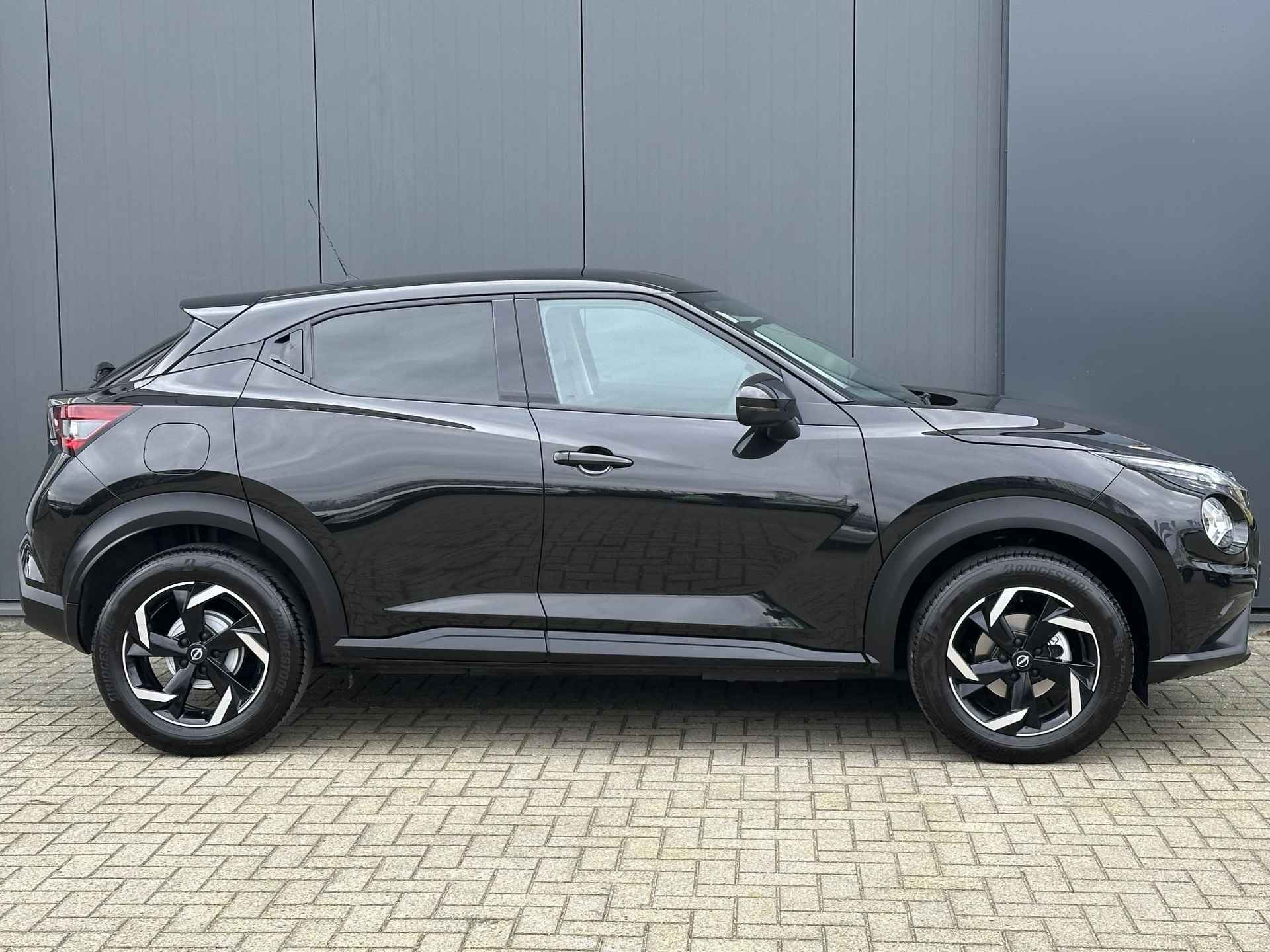 Nissan Juke 1.0 DIG-T N-Connecta | Stoelverwarming | Achteruitrij camera | Navigatie | - 12/40