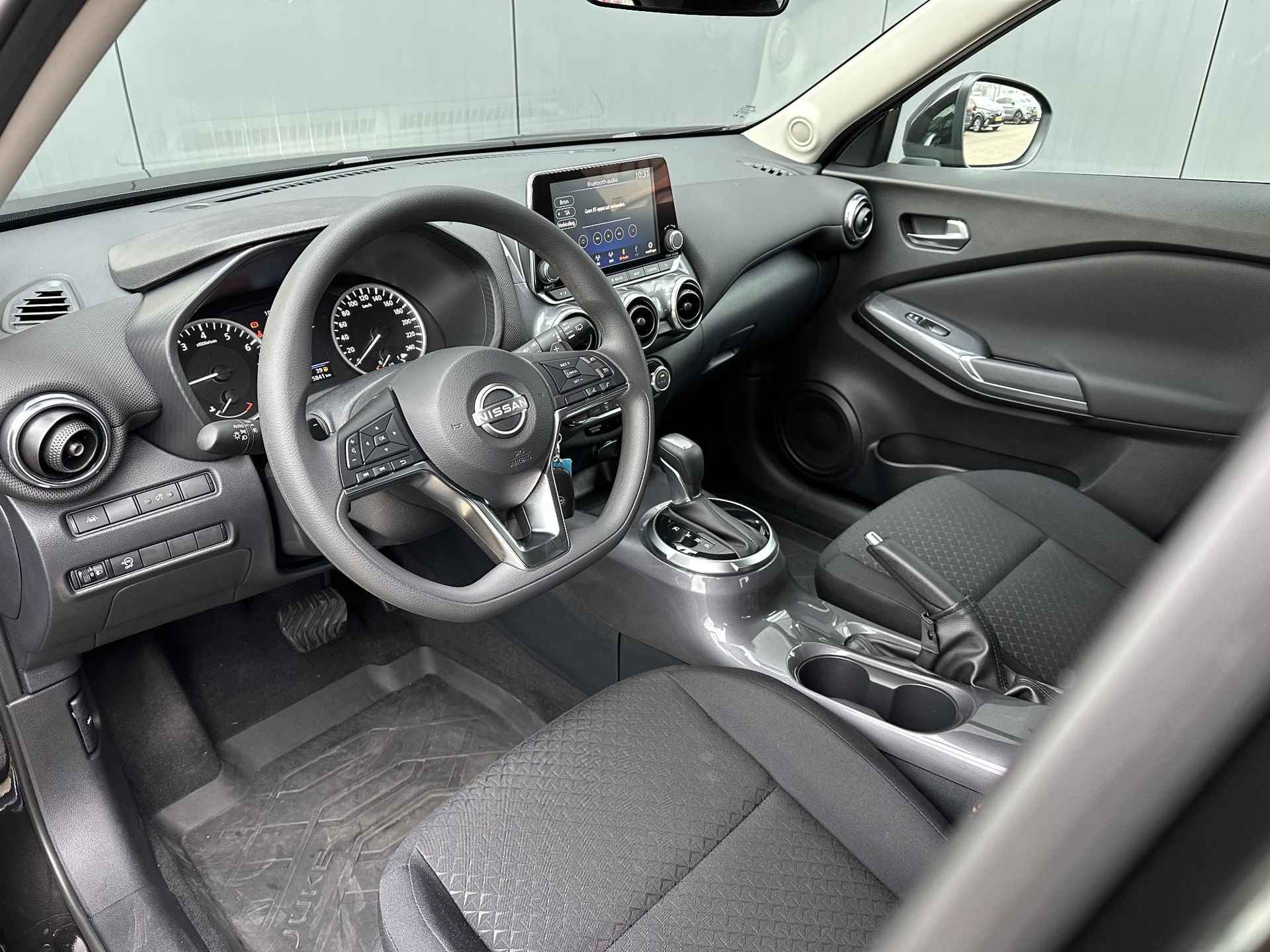 Nissan Juke 1.0 DIG-T N-Connecta | Stoelverwarming | Achteruitrij camera | Navigatie | - 19/40