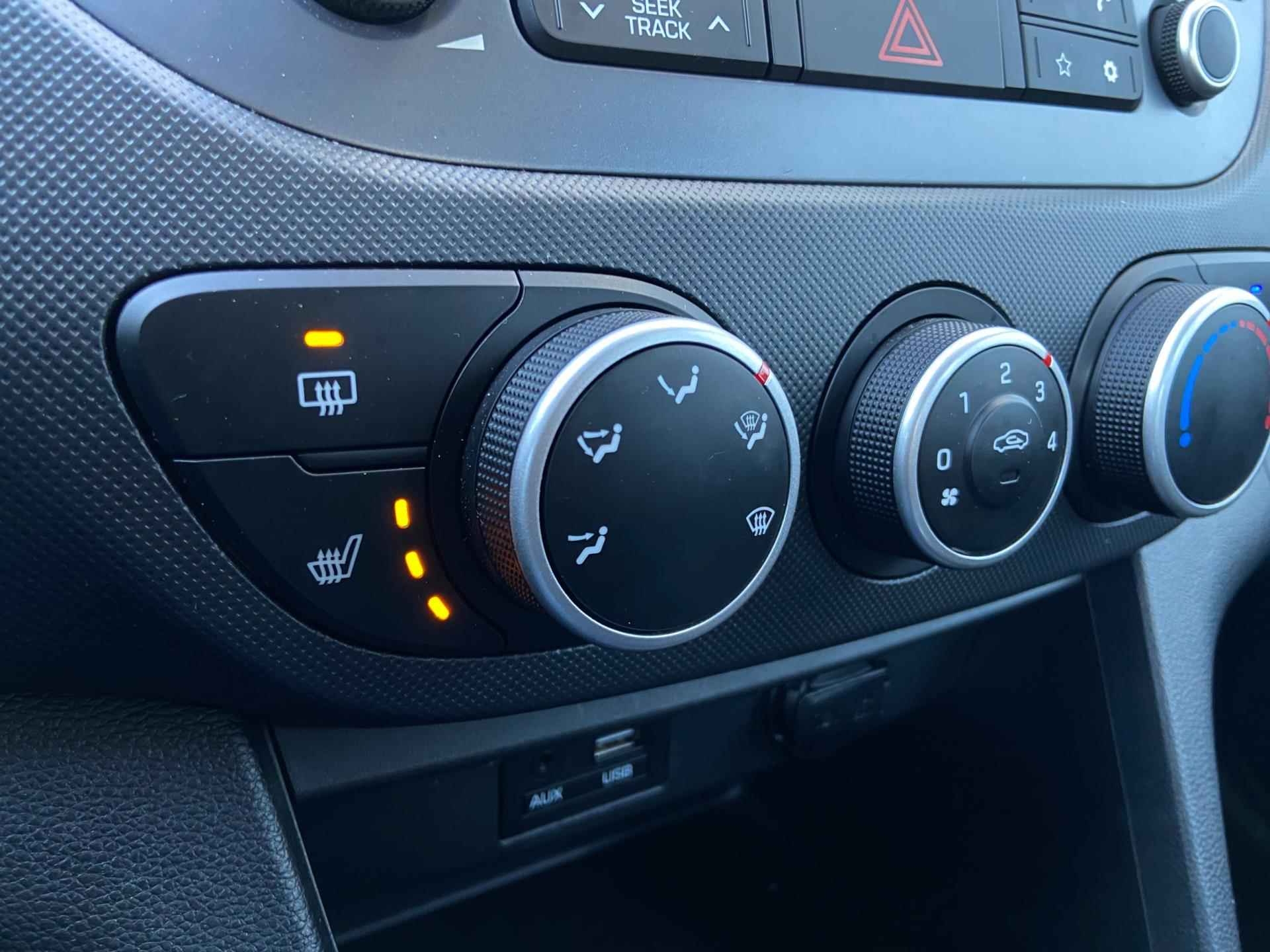 Hyundai I10 5-deurs 1.0i Comfort automaat - Apple Carplay - parkeersensoren - 12/31