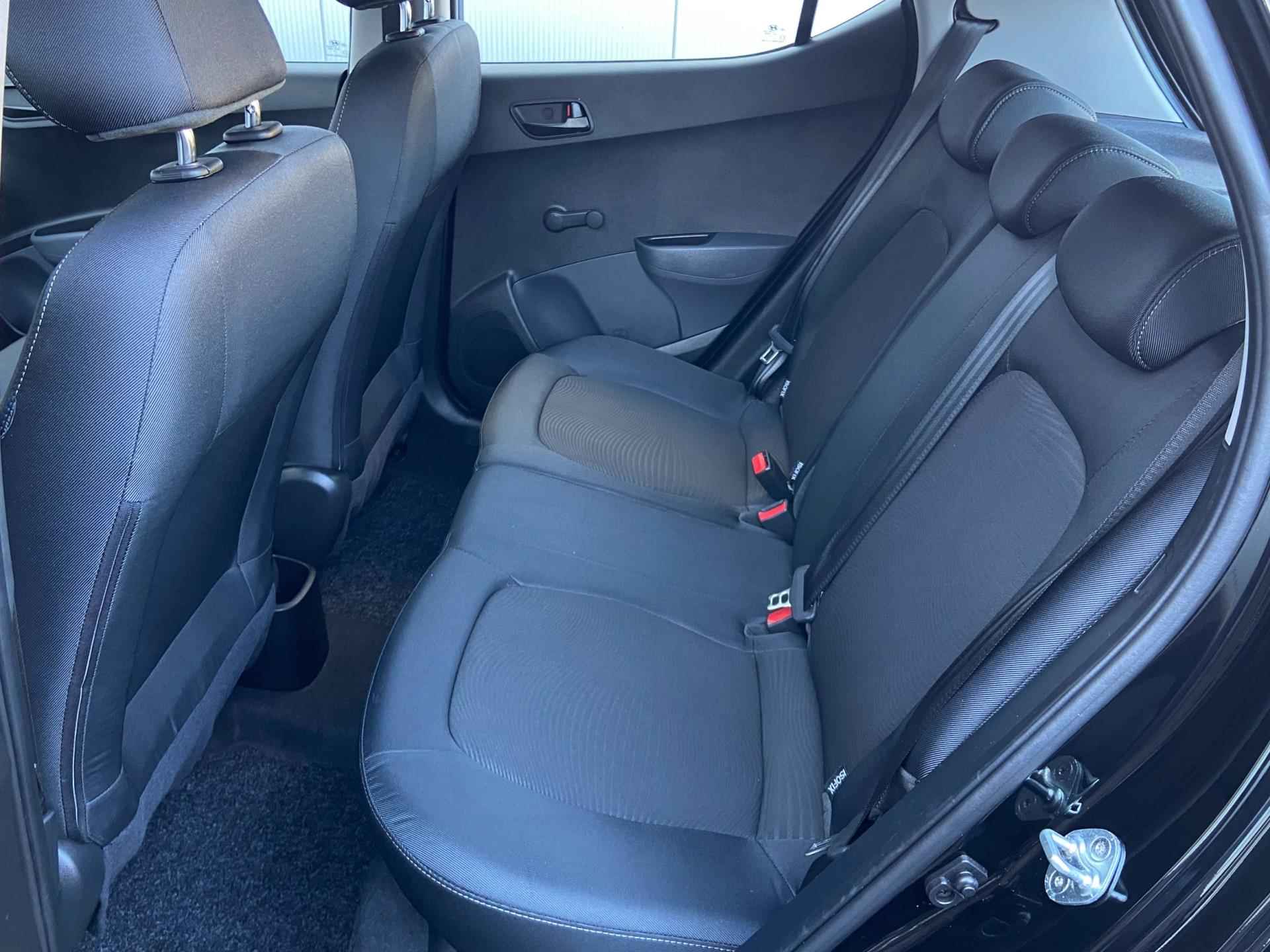 Hyundai I10 5-deurs 1.0i Comfort automaat - Apple Carplay - parkeersensoren - 18/31