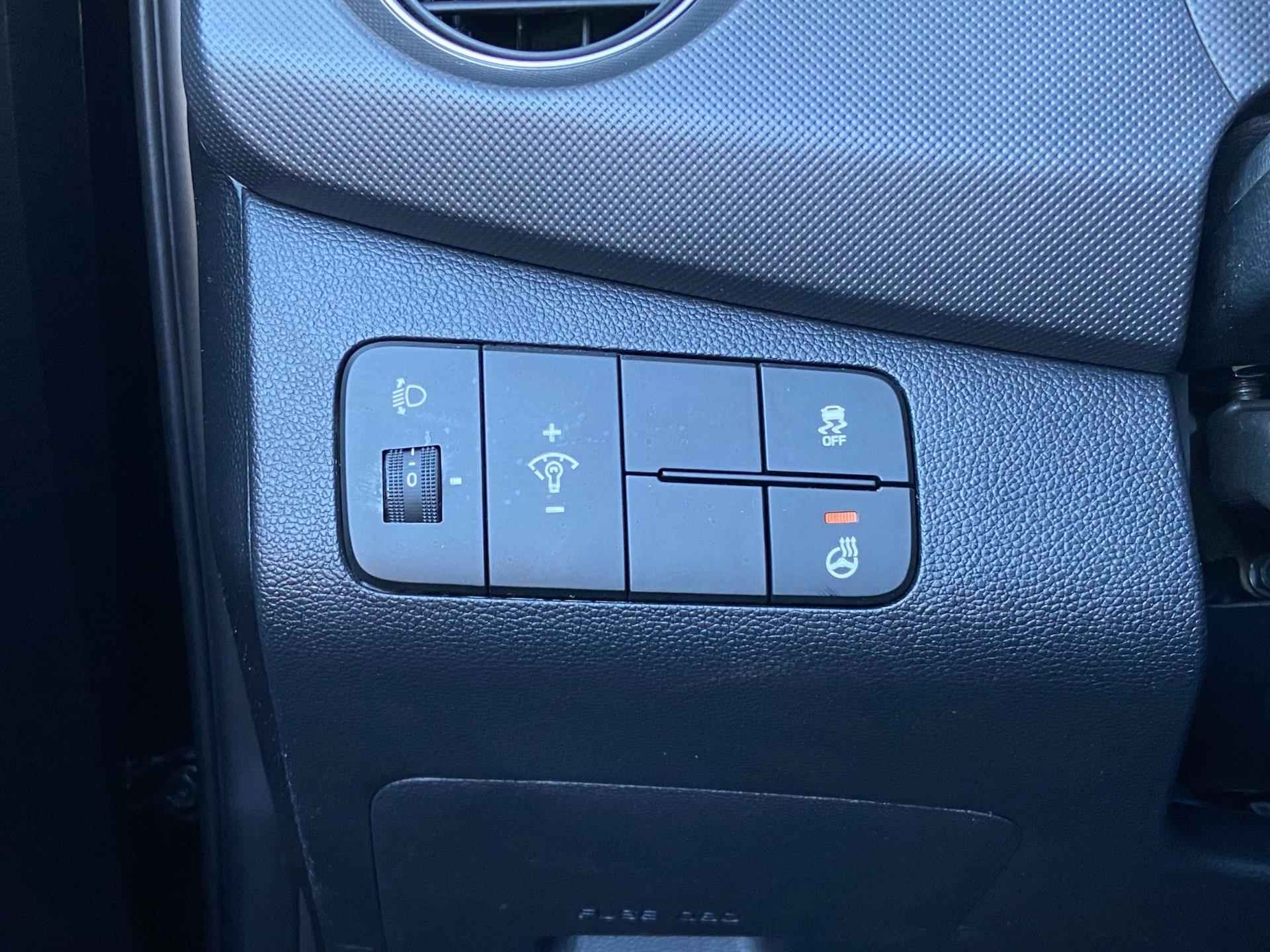 Hyundai I10 5-deurs 1.0i Comfort automaat - Apple Carplay - parkeersensoren - 23/31