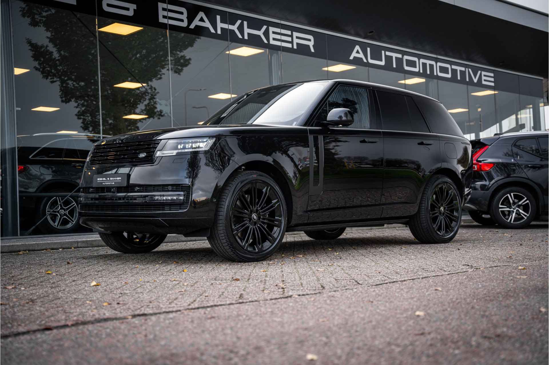 Land Rover Range Rover 3.0 P460e HSE PHEV - Black Optic - 23" - Trekhaak - 18/93