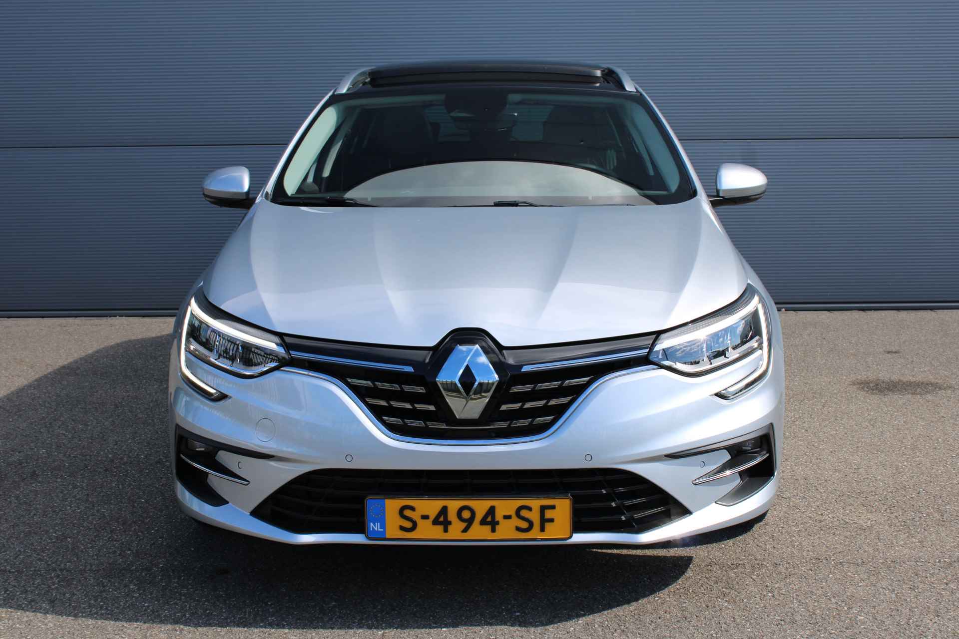 Renault Mégane Estate 1.6 E-Tech Plug-In Hybrid 160 Techno automaat | KEYLESS | OPEN DAK | NAVI | TREKHAAK | - 3/40