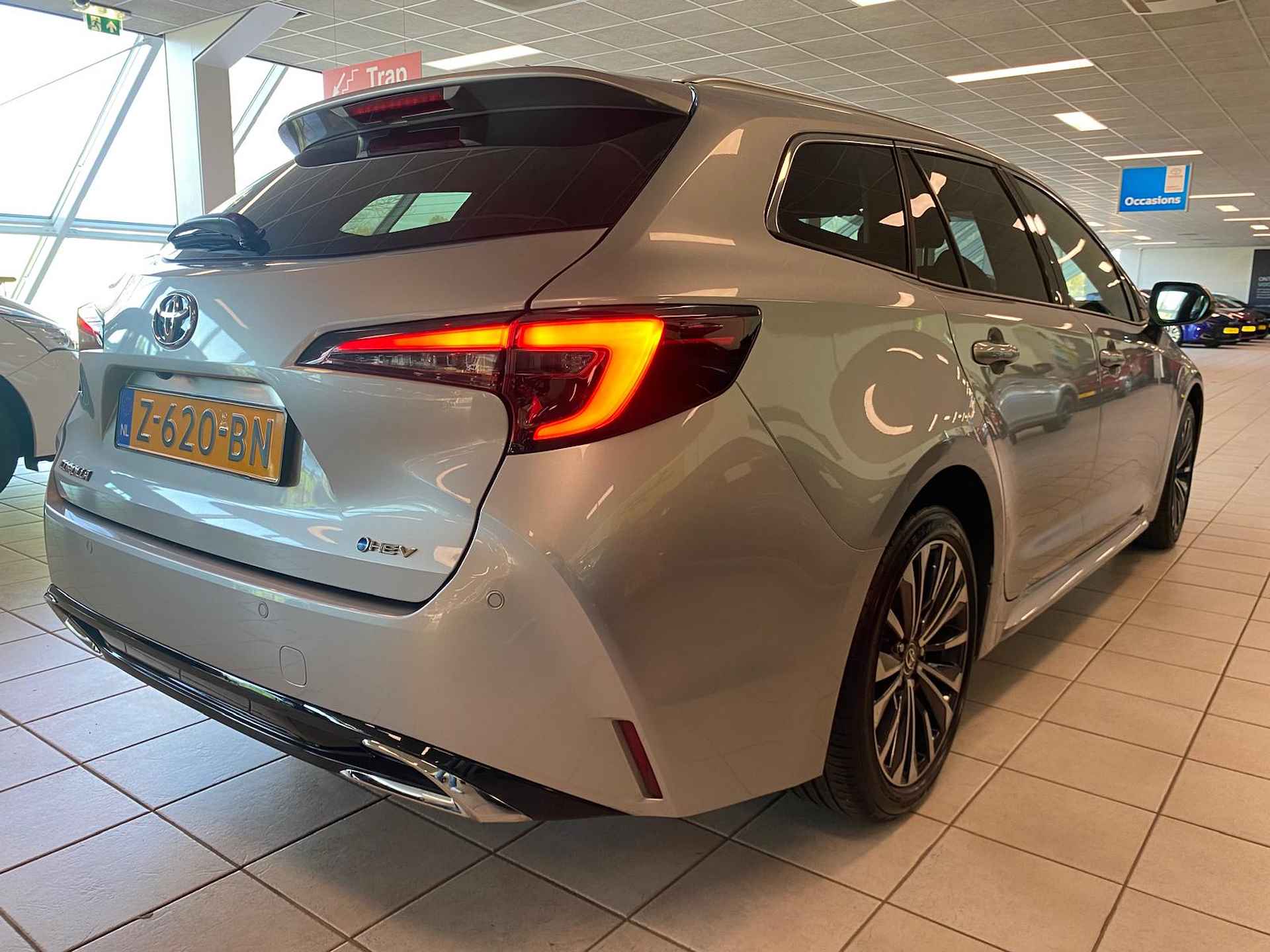 Toyota Corolla Touring Sports Hybrid 140 Dynamic - 7/33