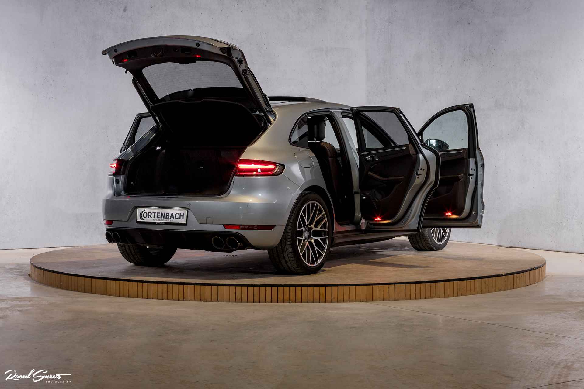 Porsche Macan 2.0 | SportChrono | Luchtvering | Spyder wielen | Memory stoelen | Stoelverw/koeling | - 9/56