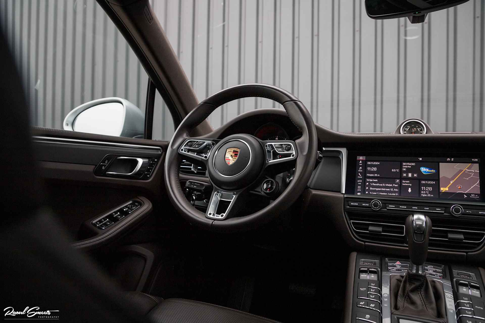 Porsche Macan 2.0 | SportChrono | Luchtvering | Spyder wielen | Memory stoelen | Stoelverw/koeling | - 20/56